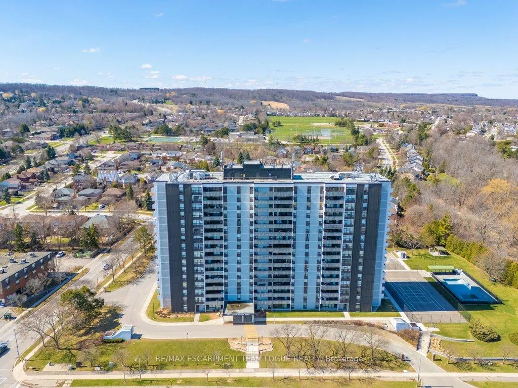Photo 42 of Unit 1703, 2055 Upper Middle Road, Burlington, Brant Hills — HOMEH