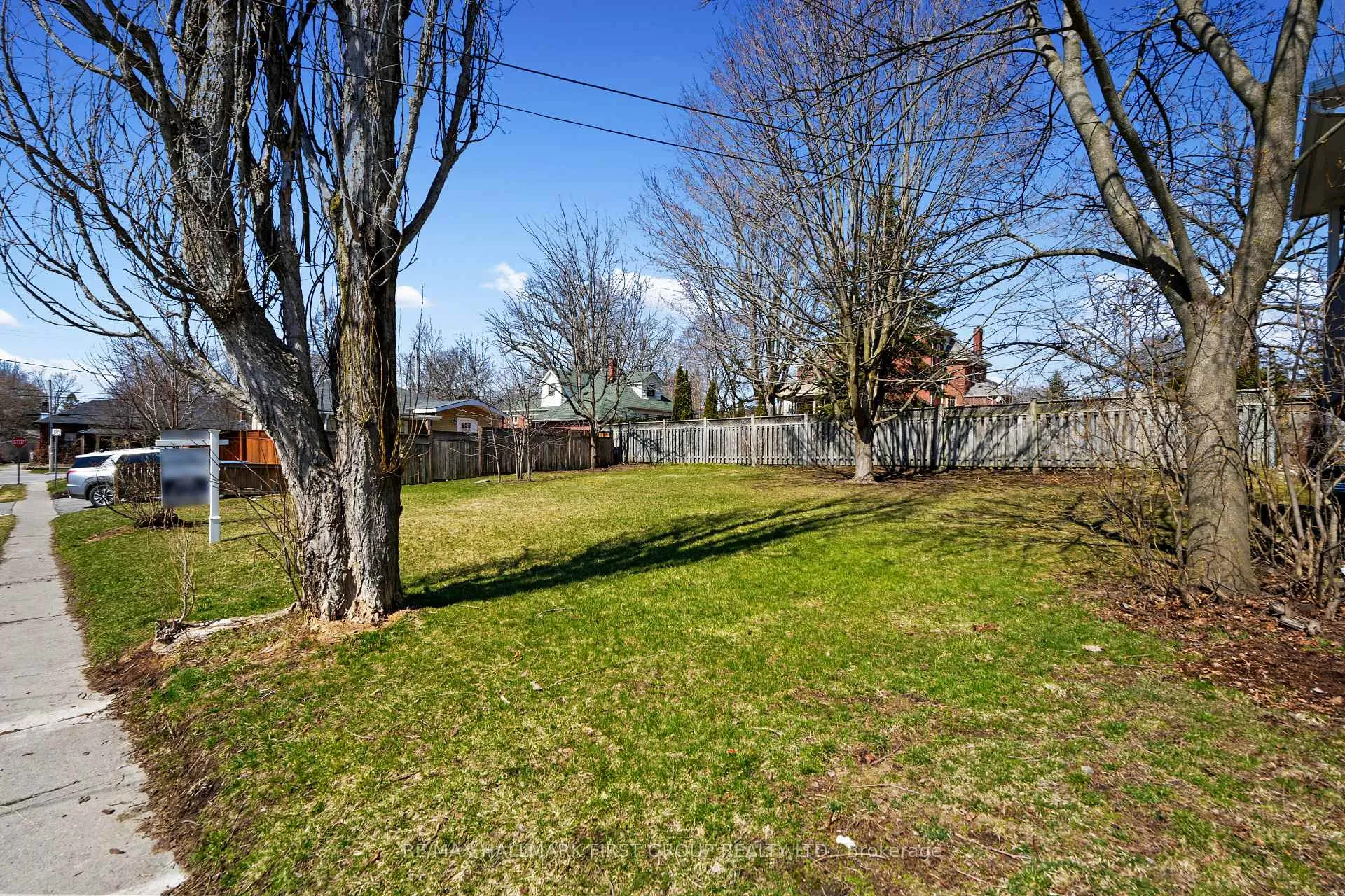 Photo 3 of 104 Anne Street, Cobourg — HOMEH