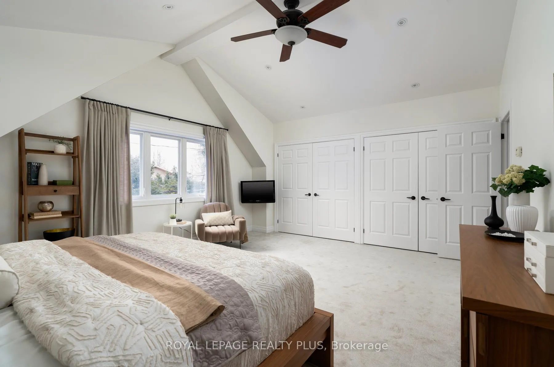 Photo 25 of 2184 Guthrie Lane, Mississauga, Lakeview — HOMEH