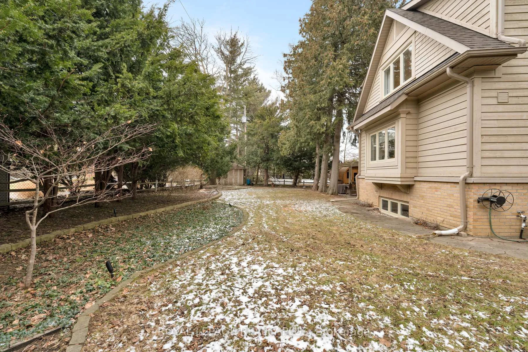 Photo 43 of 2184 Guthrie Lane, Mississauga, Lakeview — HOMEH