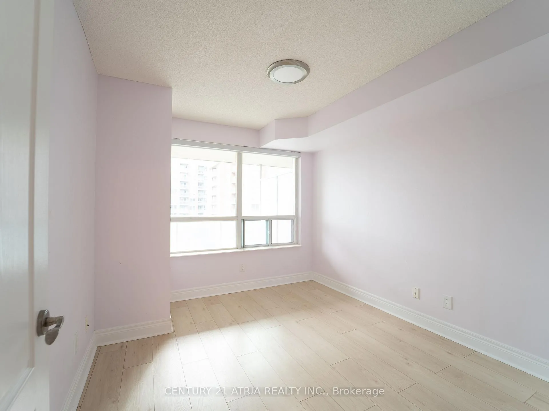 Photo 3 of Unit 622, 62 Suncrest Boulevard, Markham, Commerce Valley — HOMEH