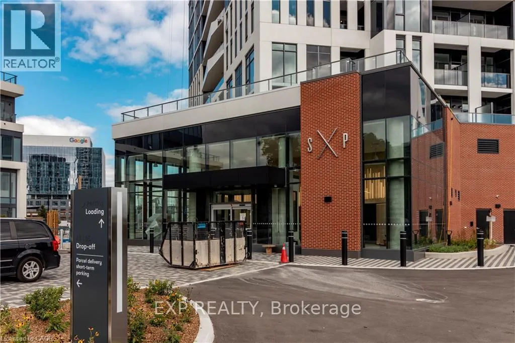 Front of Unit 3007, 25 Wellington Street S