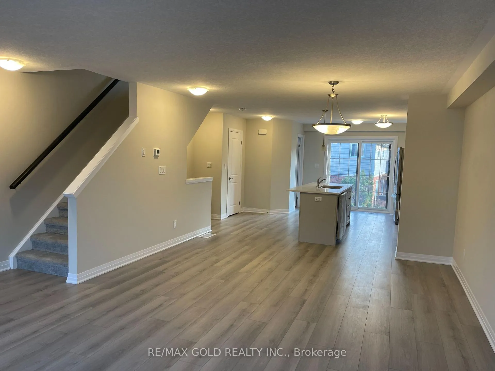 Photo 6 of Unit 3, 311 Woolwich Street, Waterloo, University Downs — HOMEH