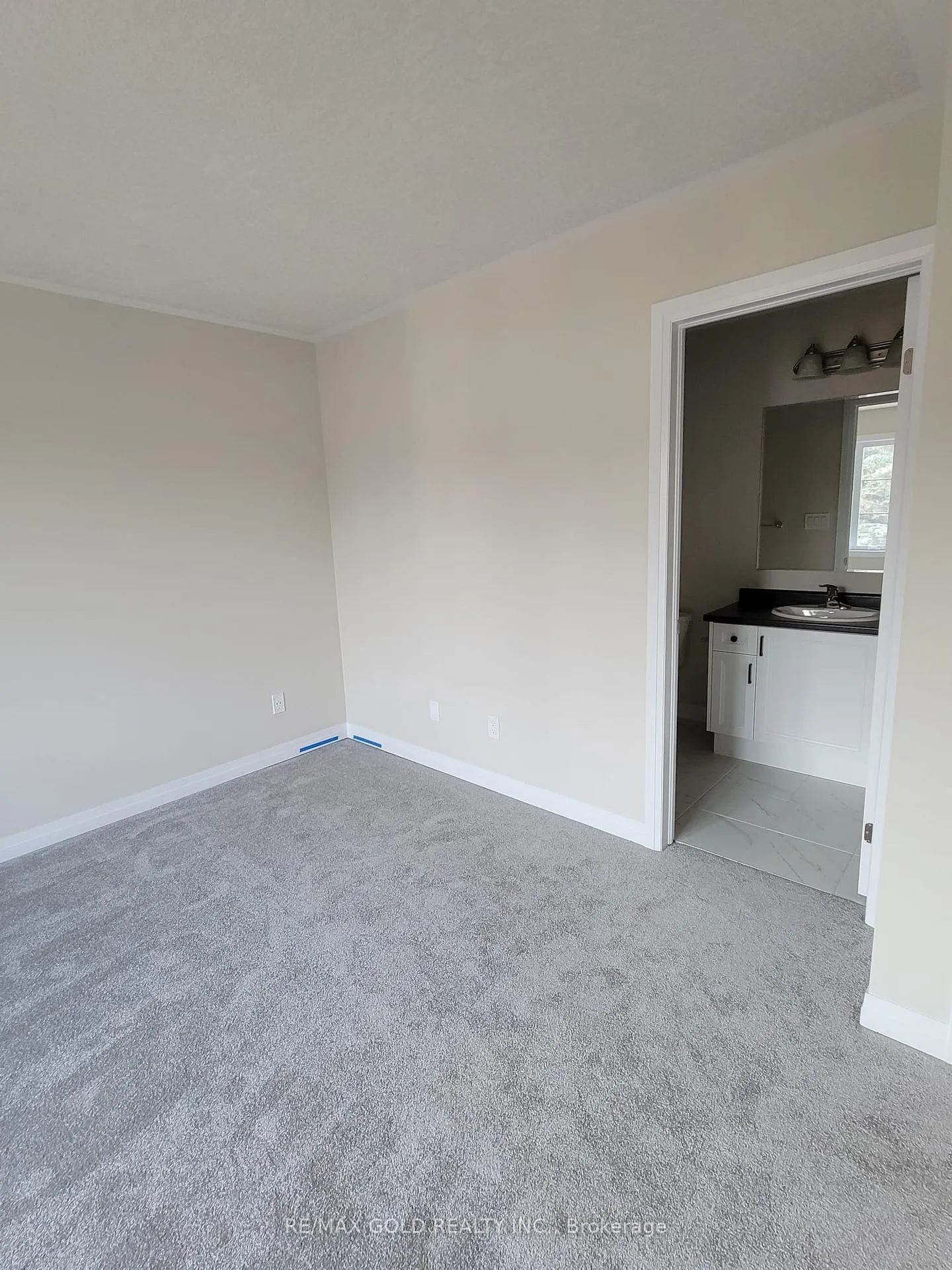 Photo 11 of Unit 3, 311 Woolwich Street, Waterloo, University Downs — HOMEH