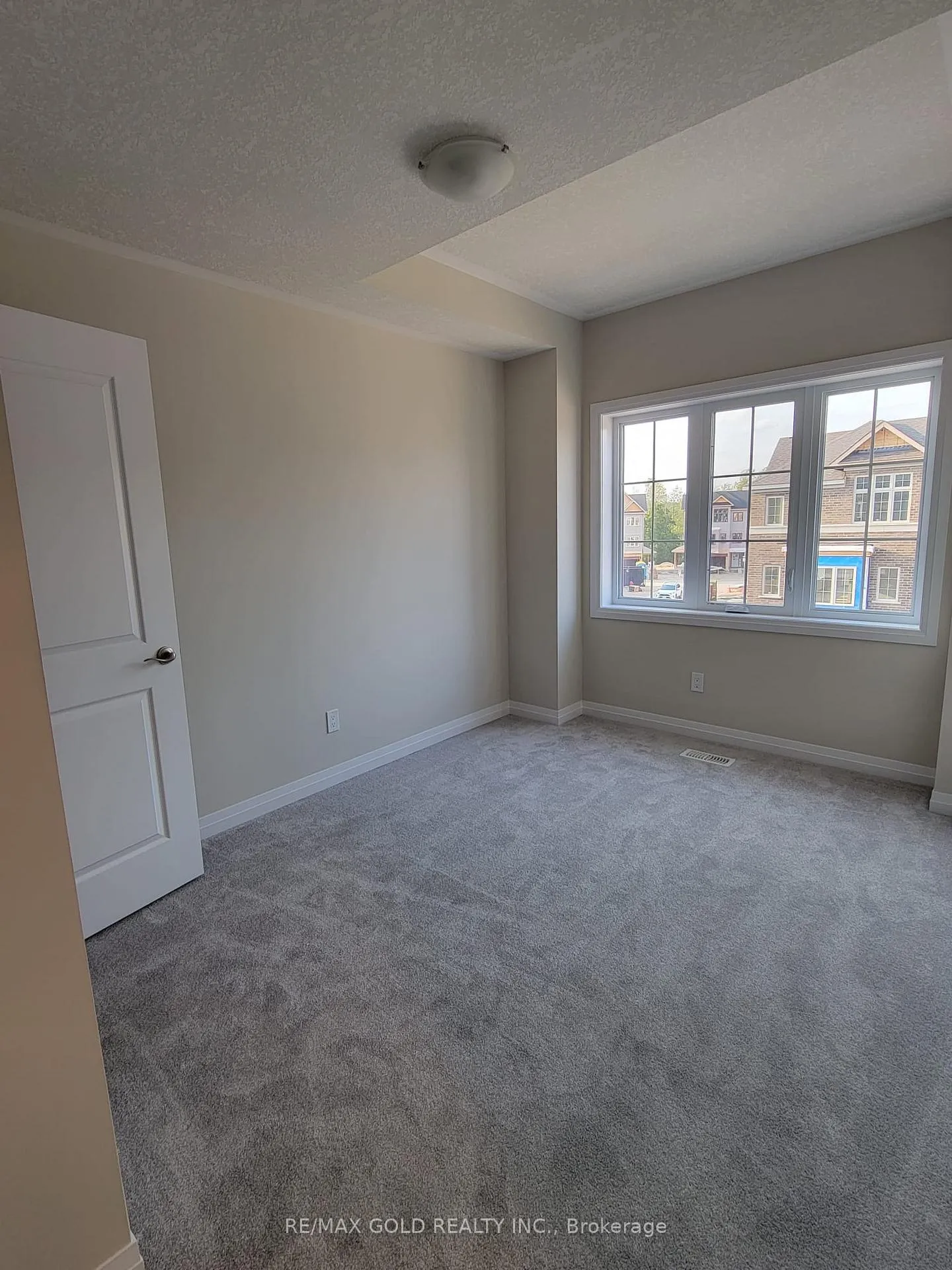 Photo 13 of Unit 3, 311 Woolwich Street, Waterloo, University Downs — HOMEH