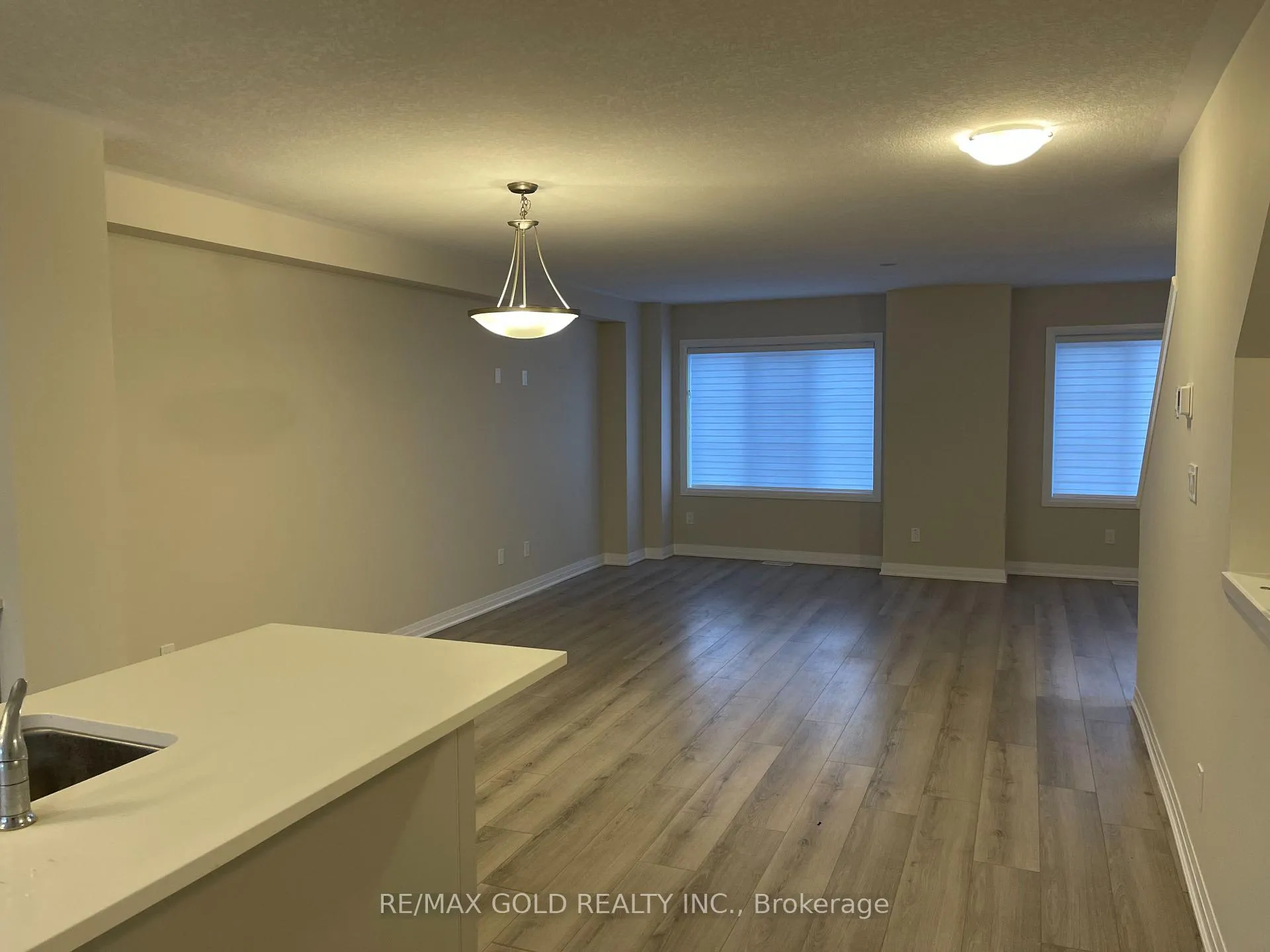 Photo 19 of Unit 3, 311 Woolwich Street, Waterloo, University Downs — HOMEH