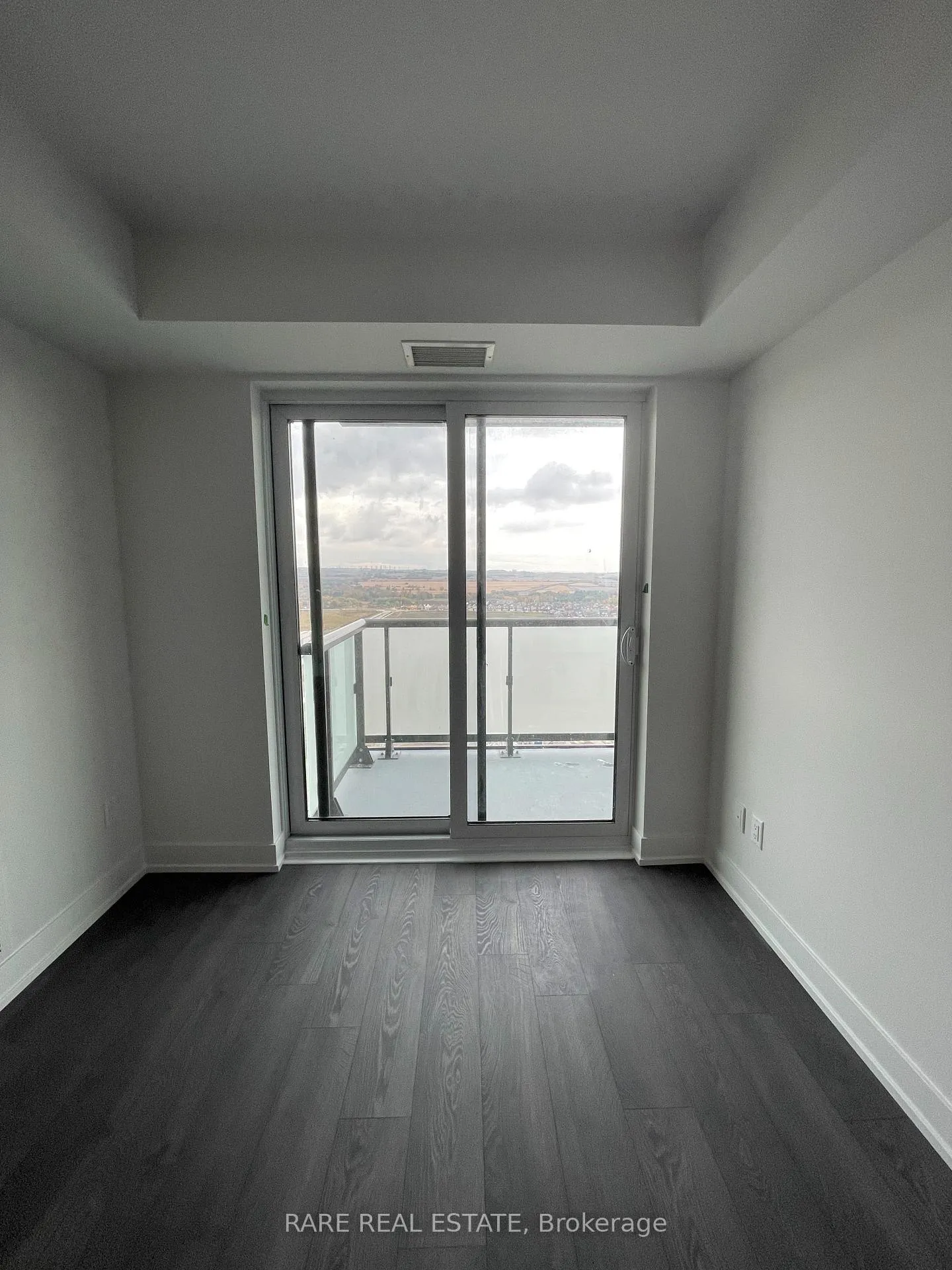 Photo 7 of Unit 2510, 2550 Simcoe Street N, Oshawa, Windfields — HOMEH