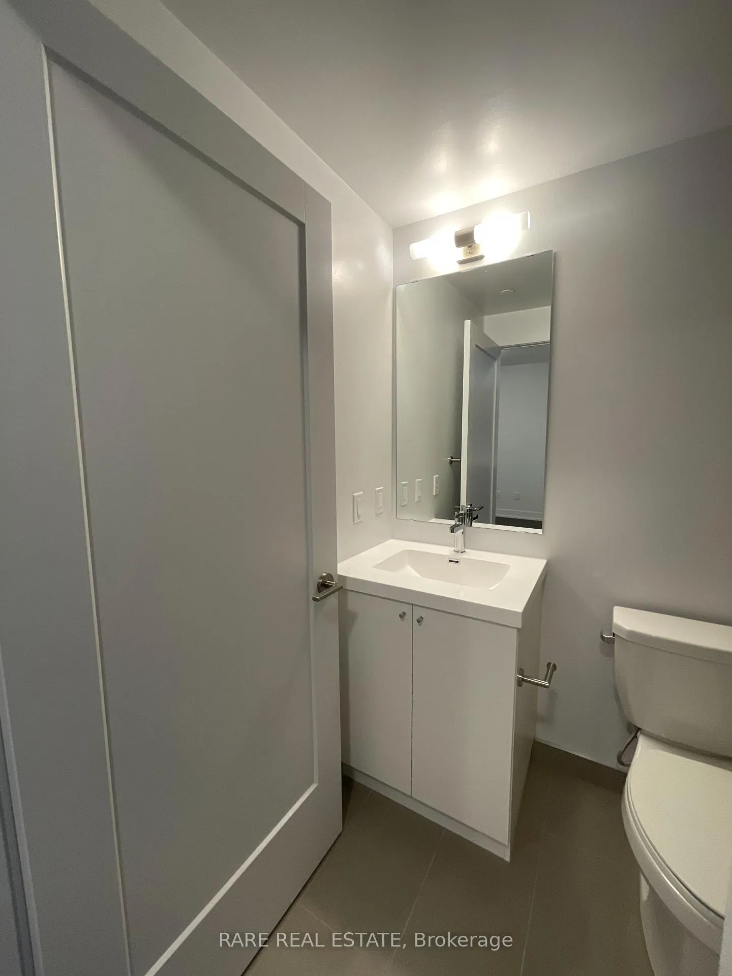 Photo 11 of Unit 2510, 2550 Simcoe Street N, Oshawa, Windfields — HOMEH