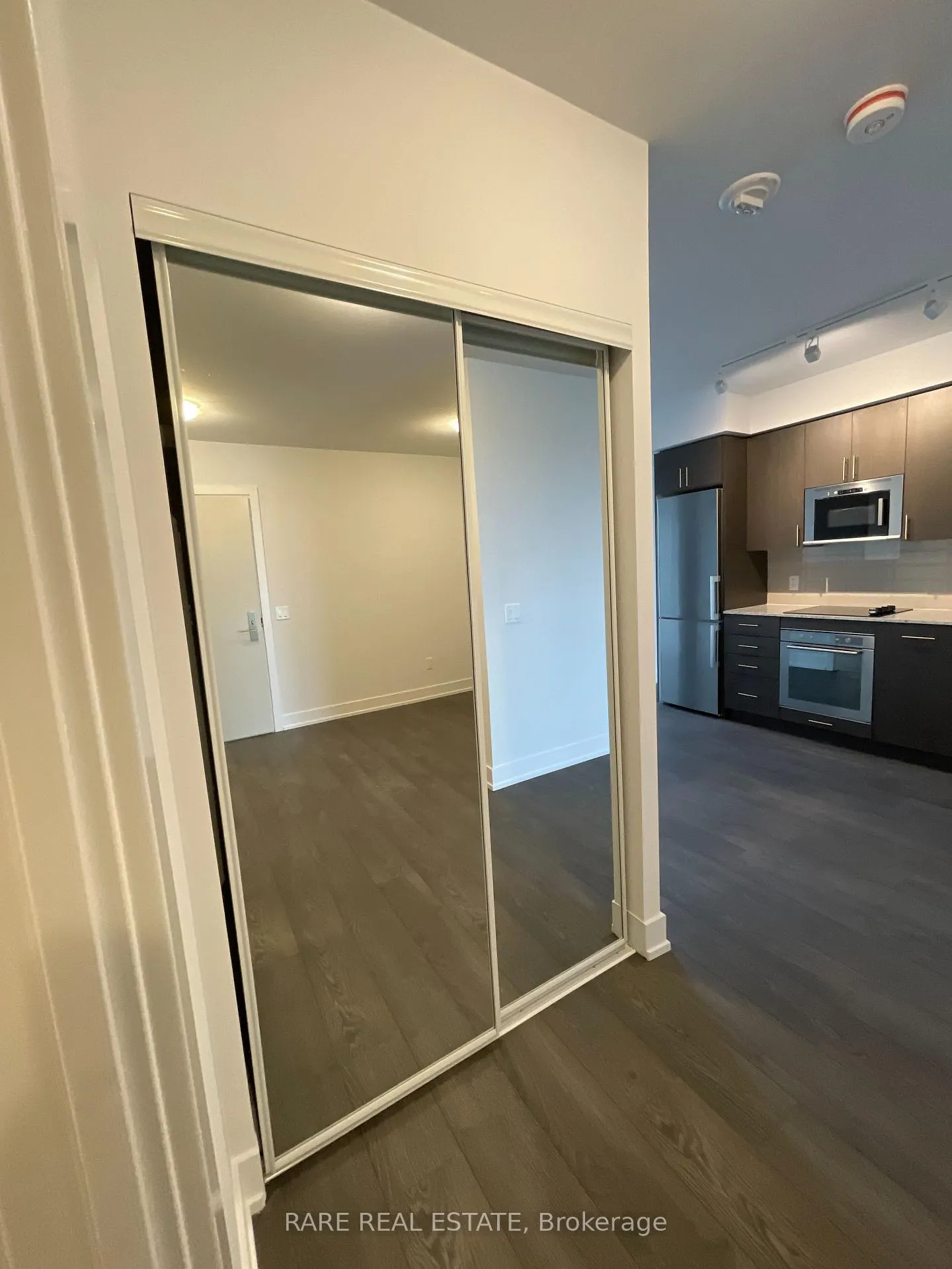 Photo 13 of Unit 2510, 2550 Simcoe Street N, Oshawa, Windfields — HOMEH