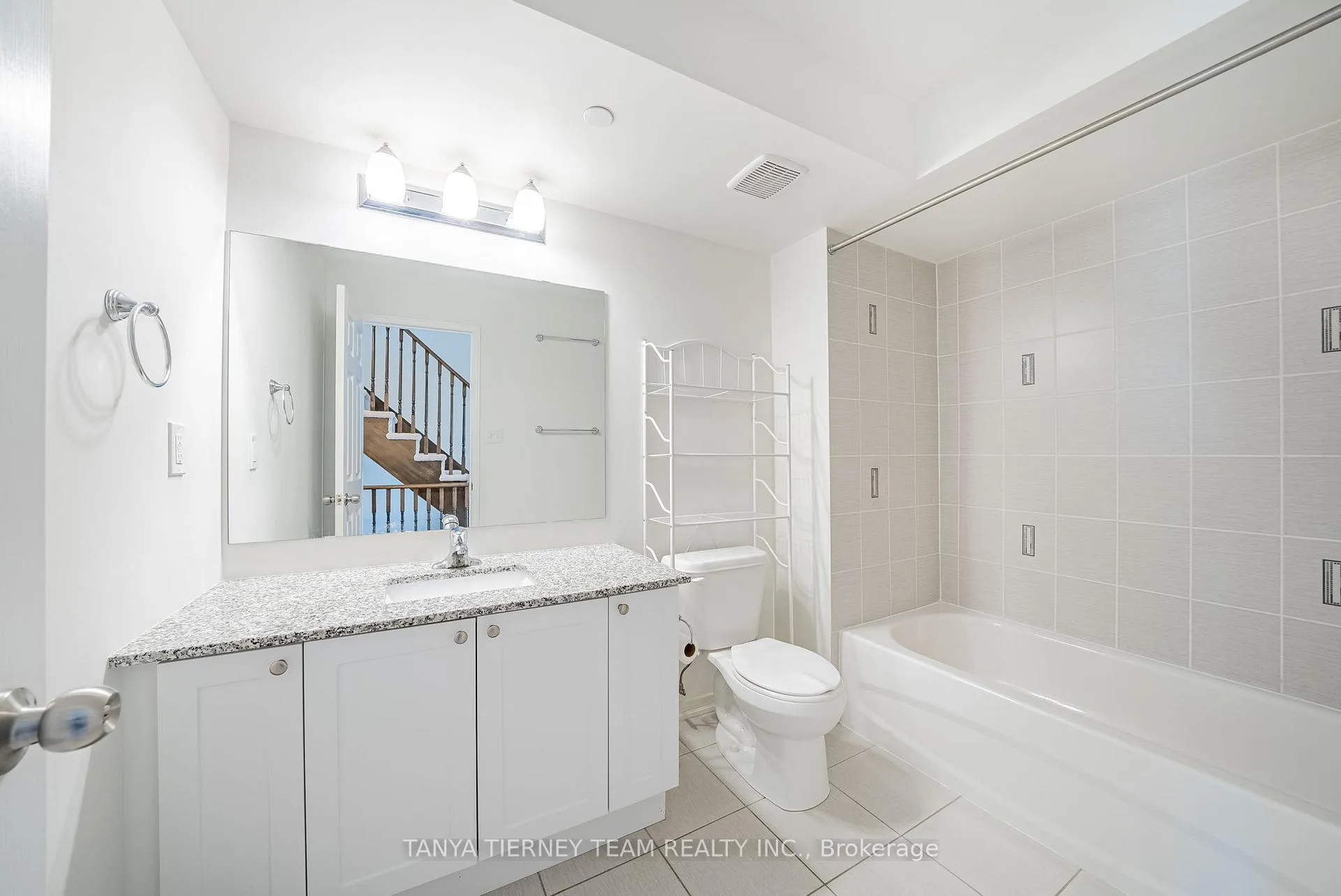 Photo 24 of Unit 294, 2264 Chevron Prince Path, Oshawa, Windfields — HOMEH