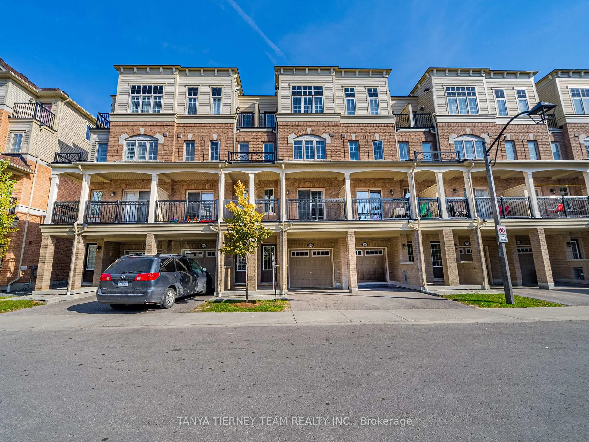 Photo 25 of Unit 294, 2264 Chevron Prince Path, Oshawa, Windfields — HOMEH