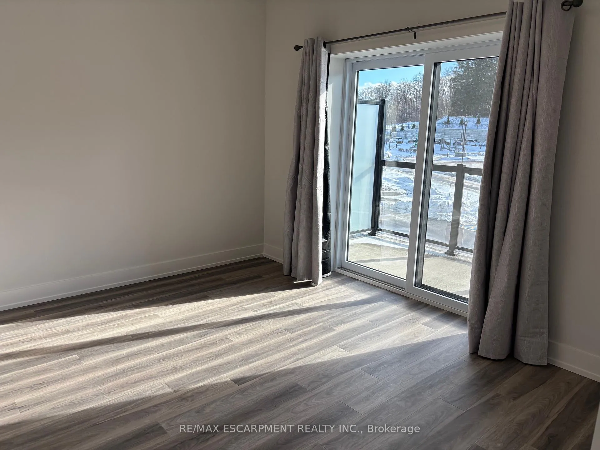 Photo 3 of Unit 211, 1100 Lackner Place, Kitchener — HOMEH