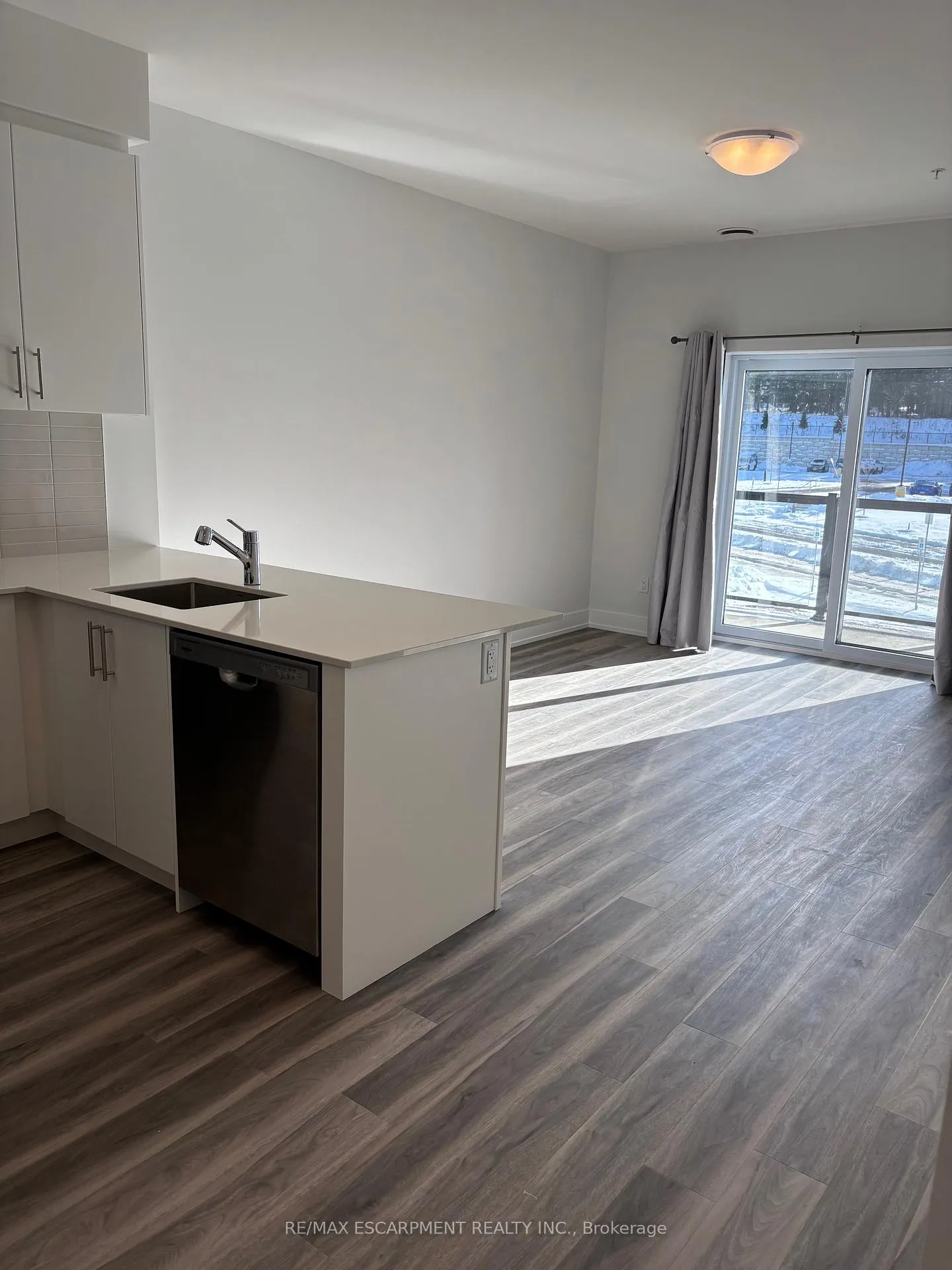 Photo 10 of Unit 211, 1100 Lackner Place, Kitchener — HOMEH