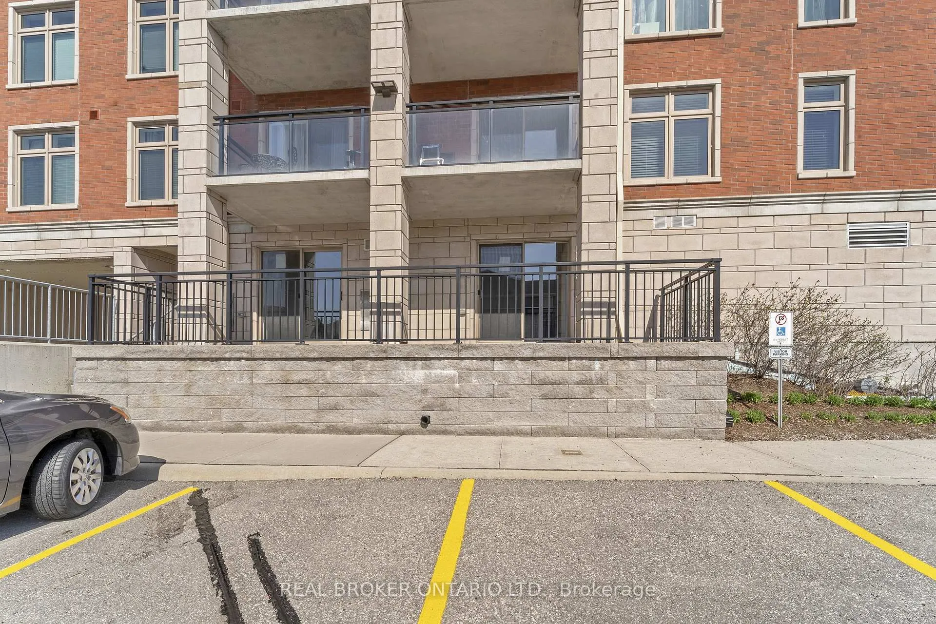 Photo 19 of Unit 210, 155 Commonwealth Street, Kitchener, Larentian West — HOMEH