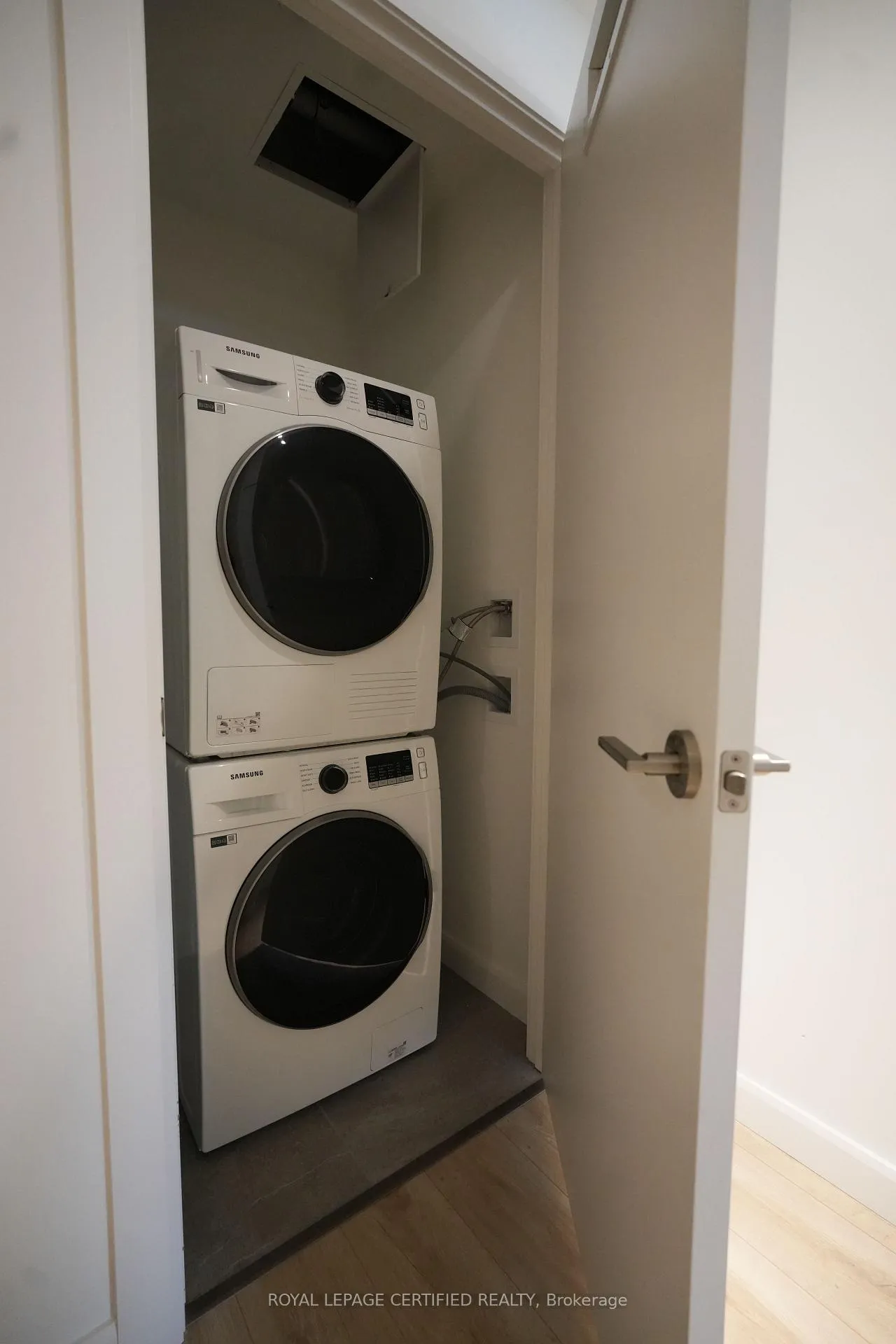 Photo 15 of Unit 903, 741 King Street W, Kitchener — HOMEH