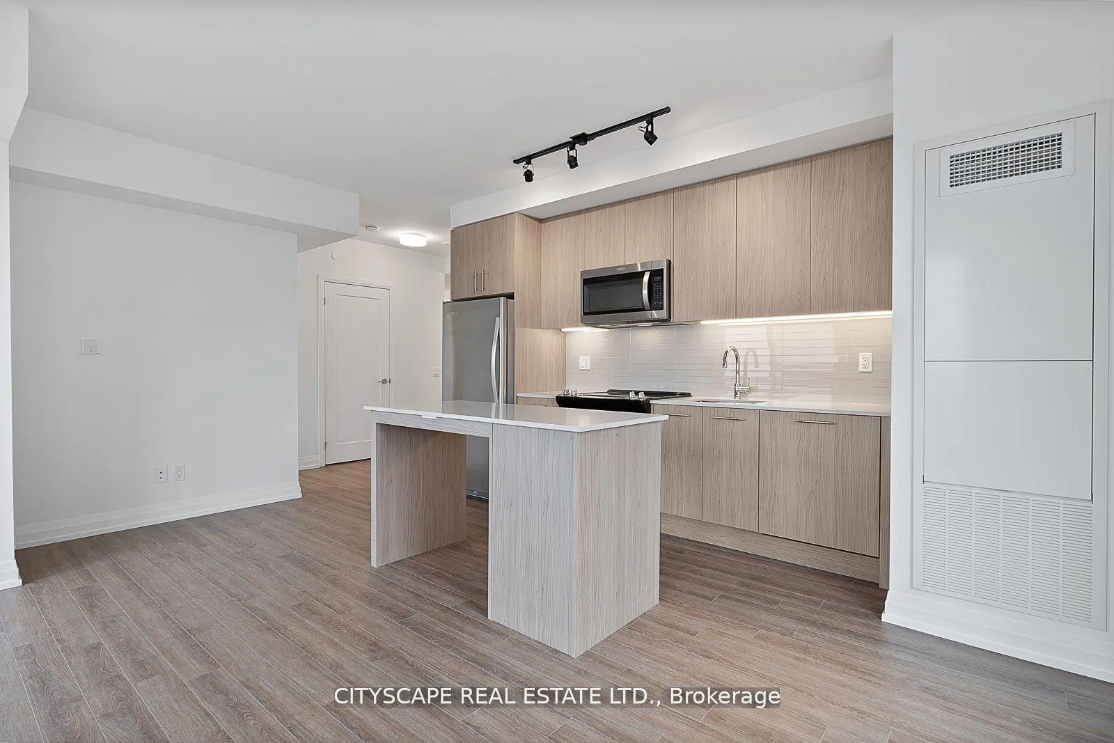 Photo 7 of Unit 2407, 286 Main Street, Toronto, East End-Danforth — HOMEH