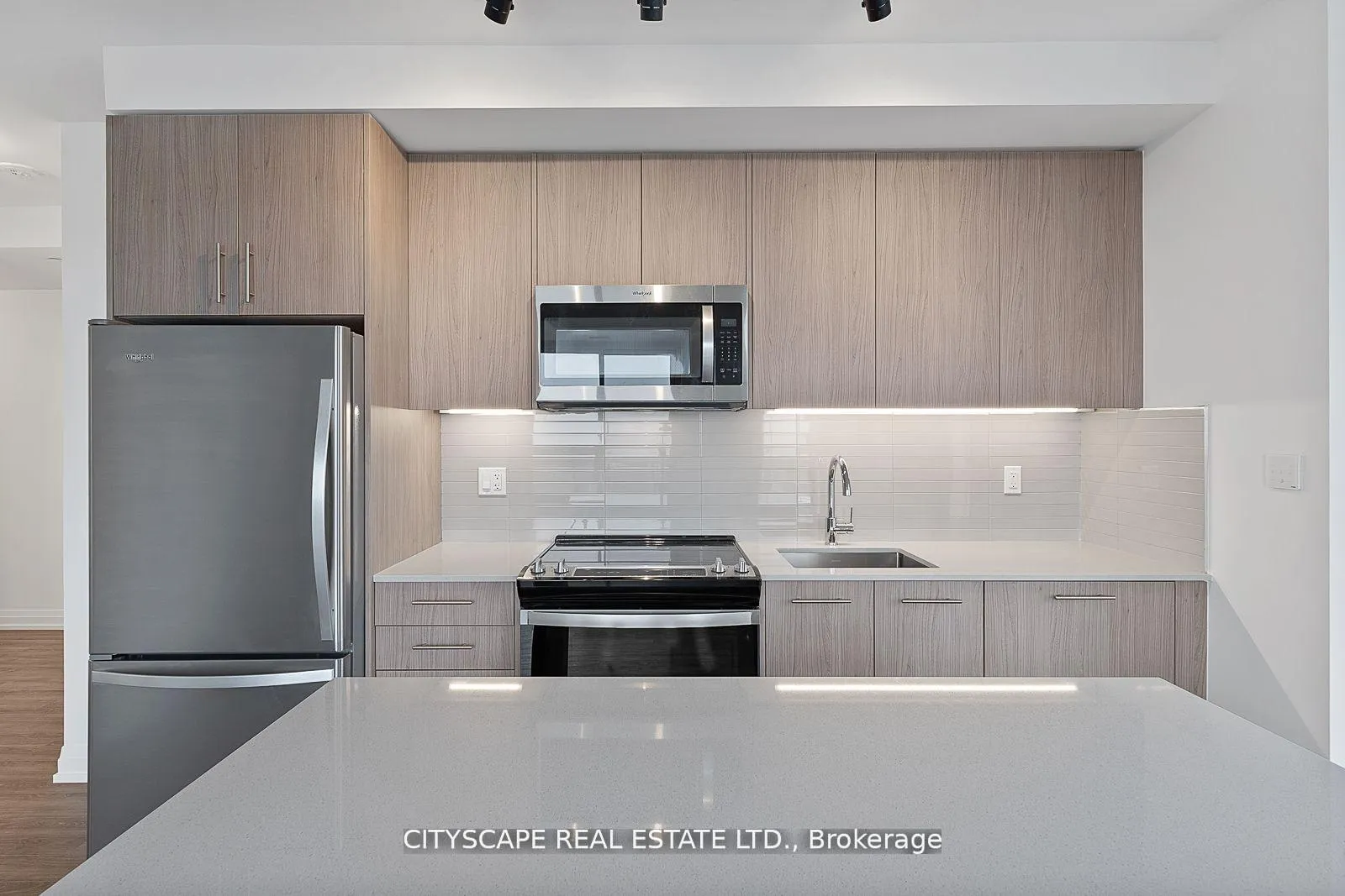 Photo 10 of Unit 2407, 286 Main Street, Toronto, East End-Danforth — HOMEH