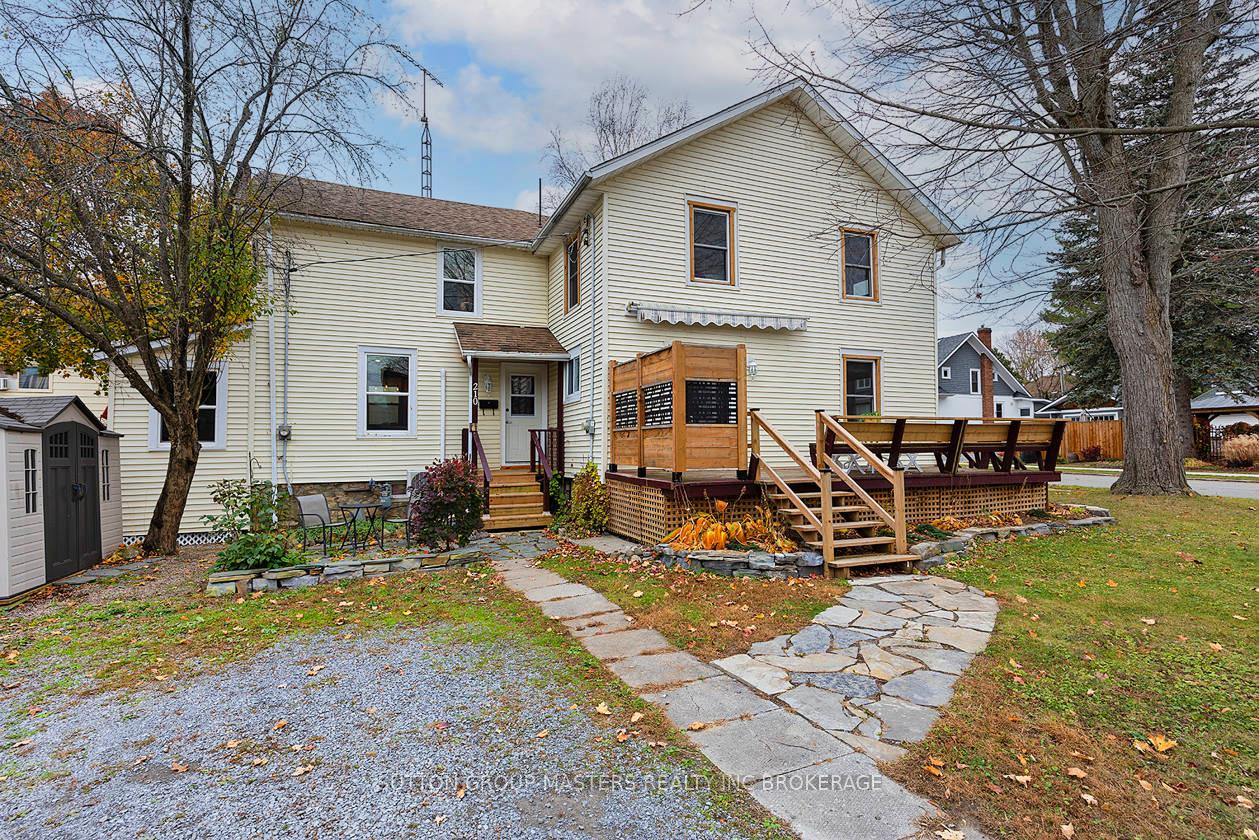 Photo 2 of 193 Sydenham Street, Gananoque — HOMEH