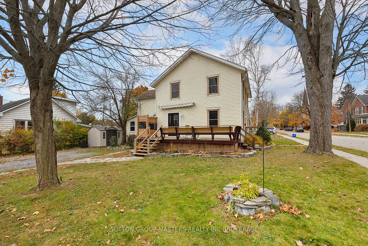 Photo 4 of 193 Sydenham Street, Gananoque — HOMEH