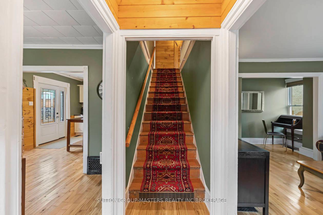 Photo 11 of 193 Sydenham Street, Gananoque — HOMEH