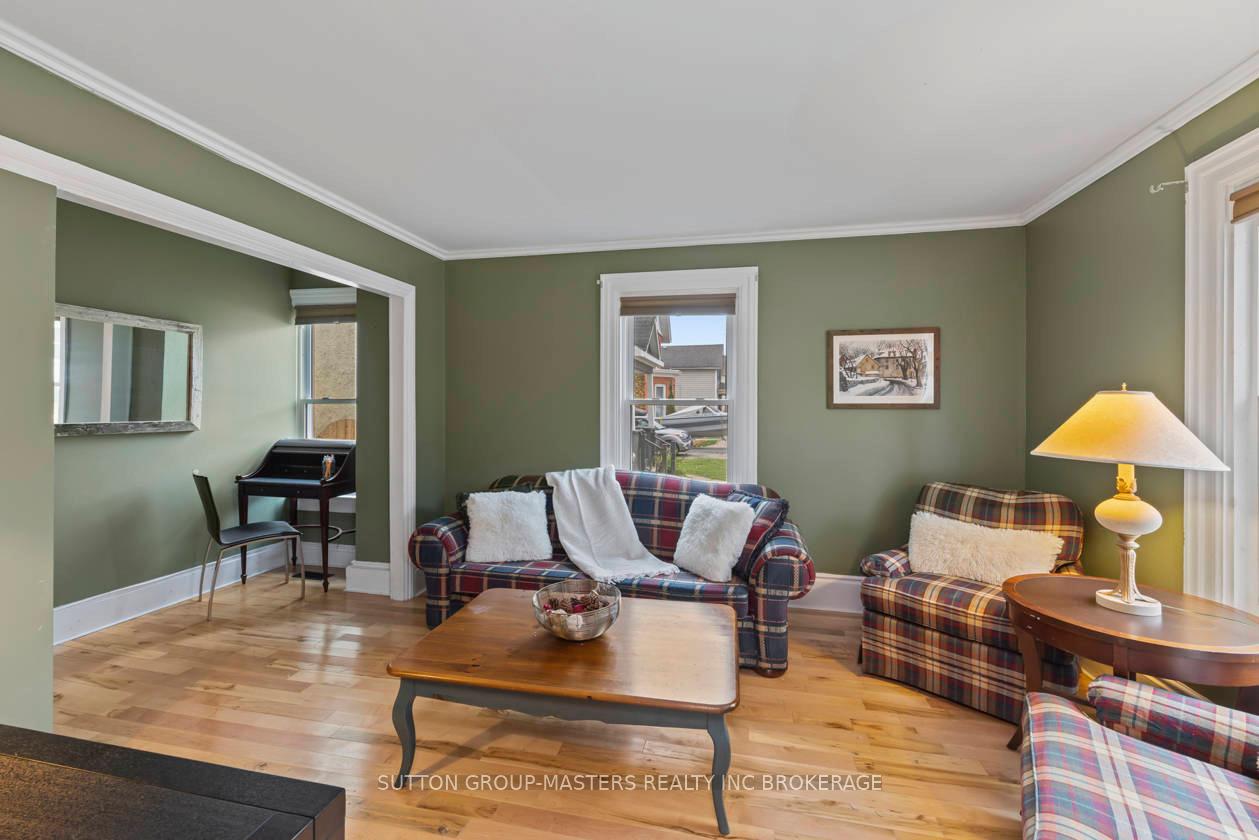 Photo 19 of 193 Sydenham Street, Gananoque — HOMEH