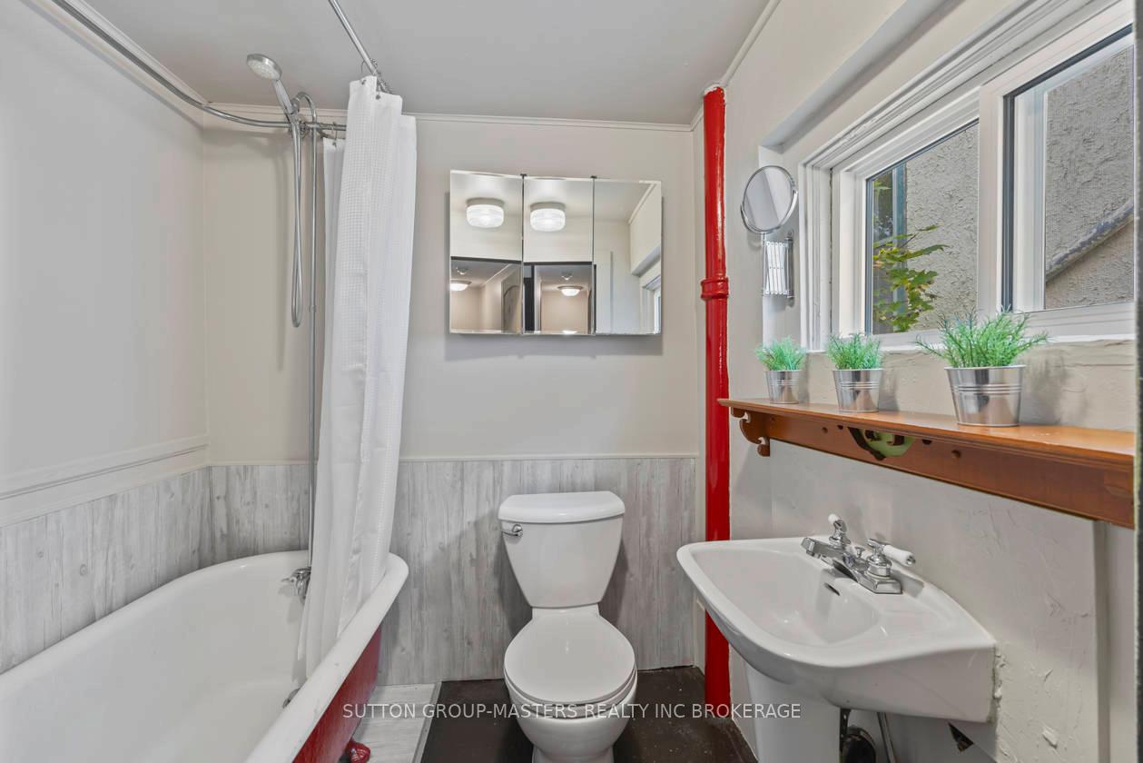 Photo 36 of 193 Sydenham Street, Gananoque — HOMEH