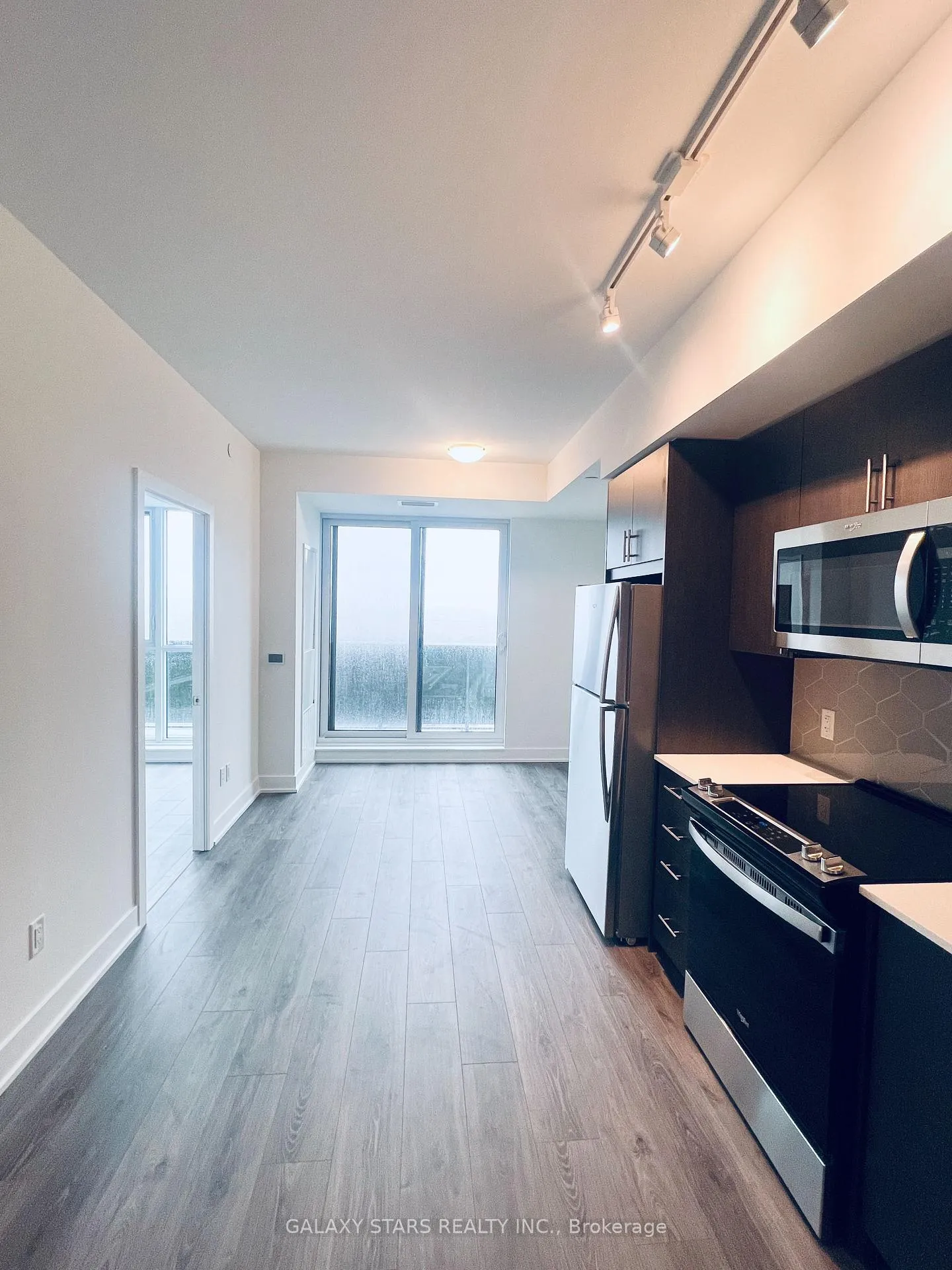Photo 2 of Unit PH05, 2545 Simcoe Street N, Oshawa, Windfields — HOMEH