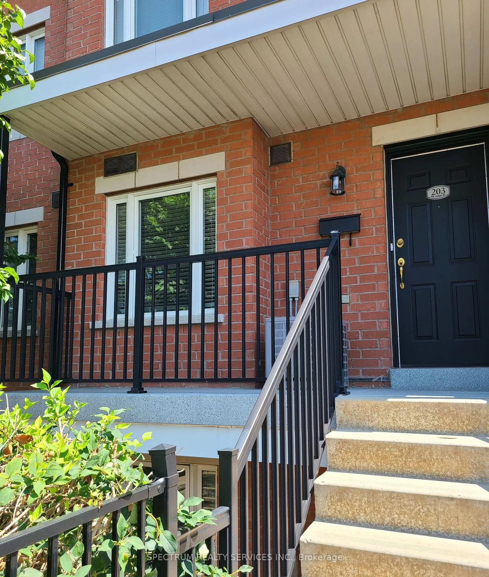 Front of Unit 203, 308 John Street