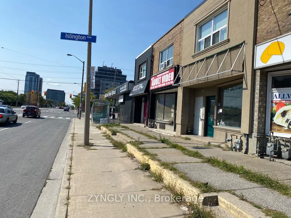 Front of Unit 1, 978A The Queensway Avenue