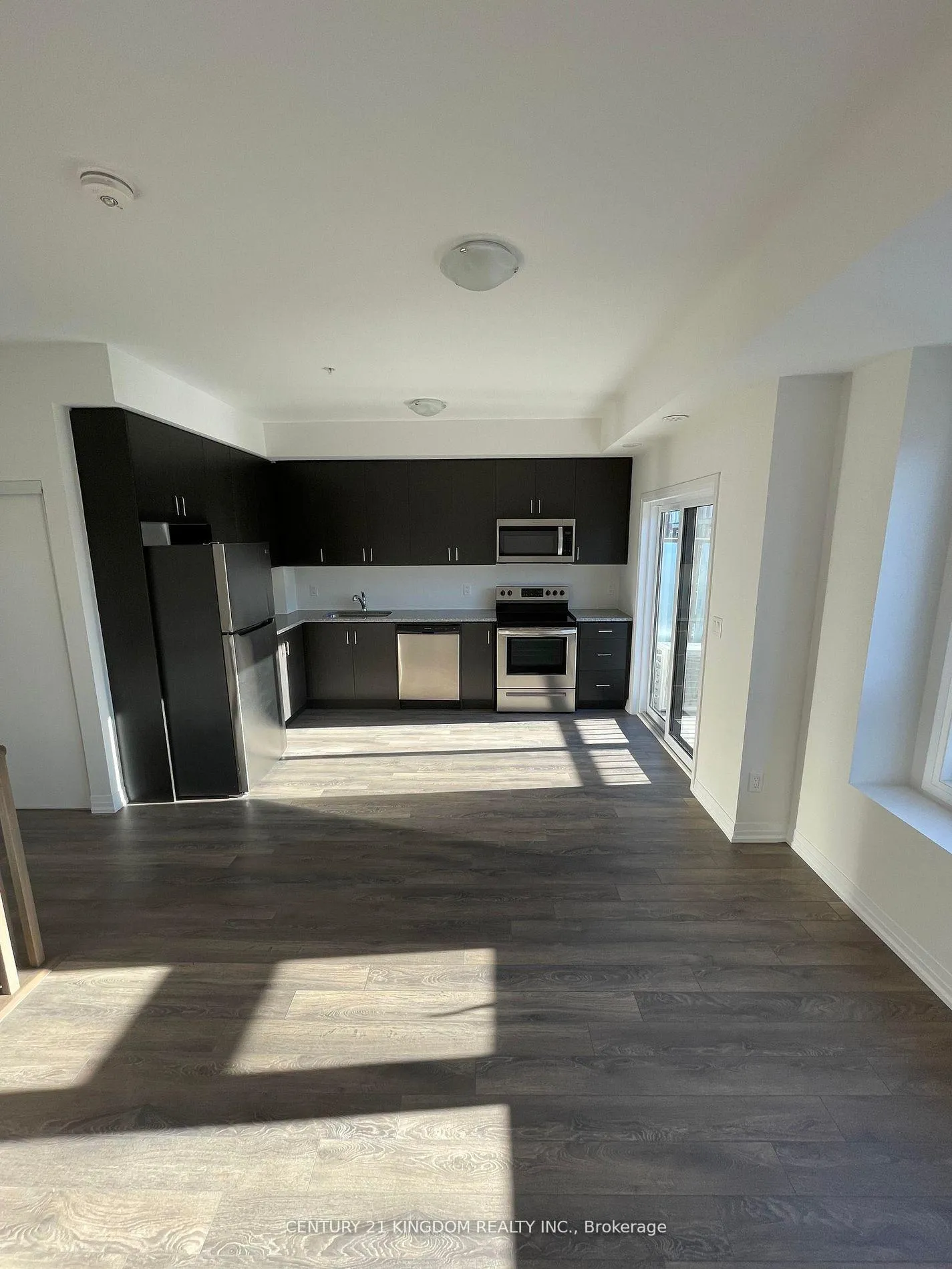 Photo 6 of Unit 408, 2635 William Jackson Drive, Pickering, Duffin Heights — HOMEH