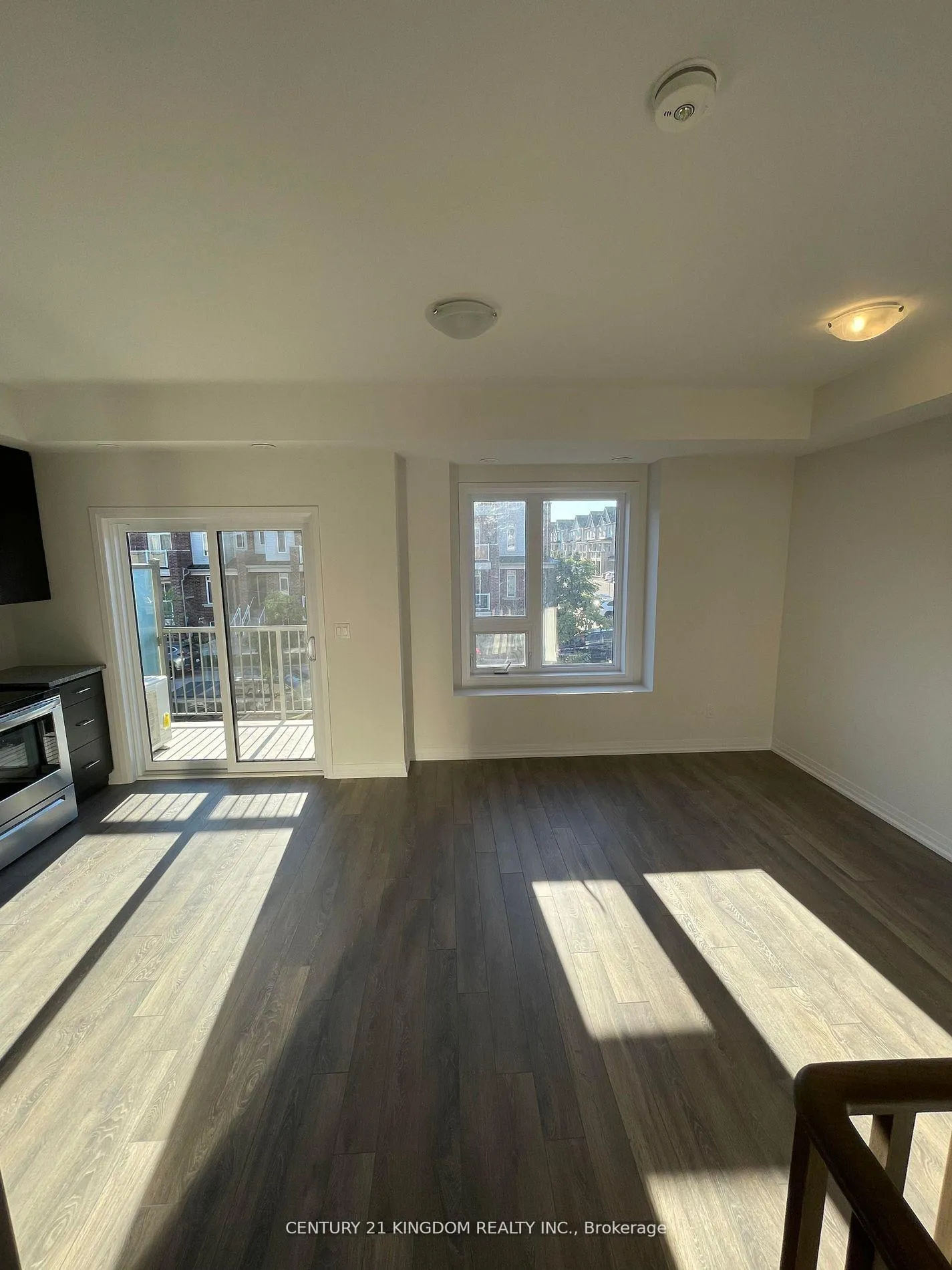 Photo 8 of Unit 408, 2635 William Jackson Drive, Pickering, Duffin Heights — HOMEH