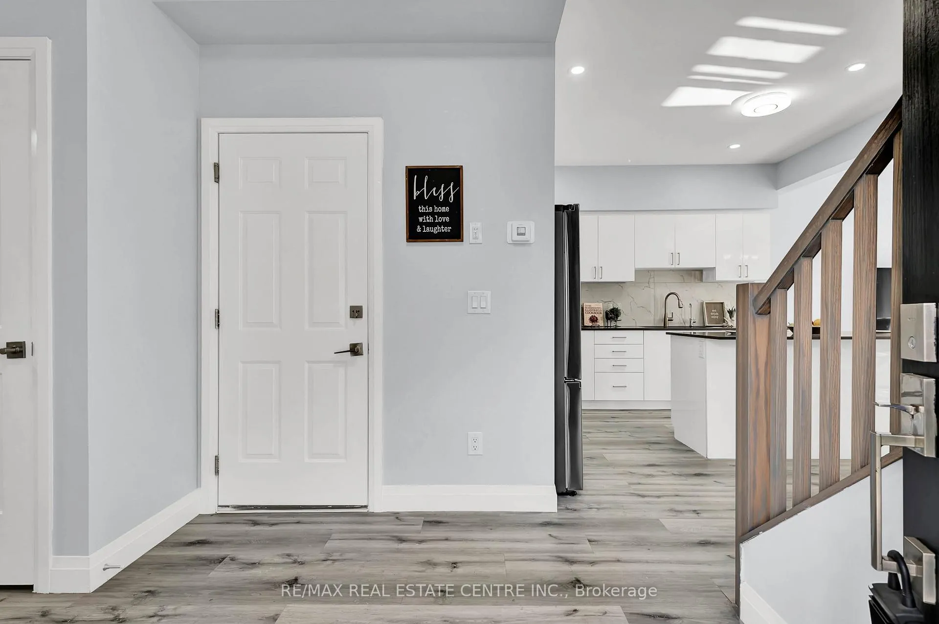 Photo 3 of Unit 5, 110 Fergus Avenue, Kitchener — HOMEH