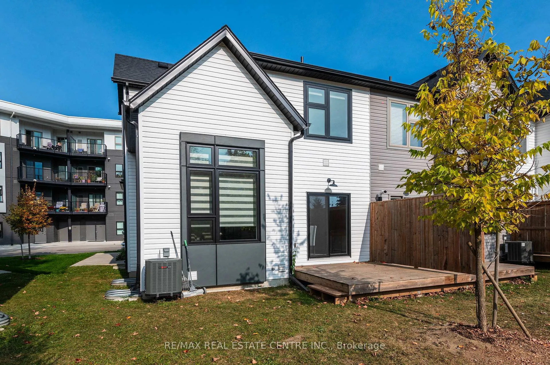 Photo 23 of Unit 5, 110 Fergus Avenue, Kitchener — HOMEH