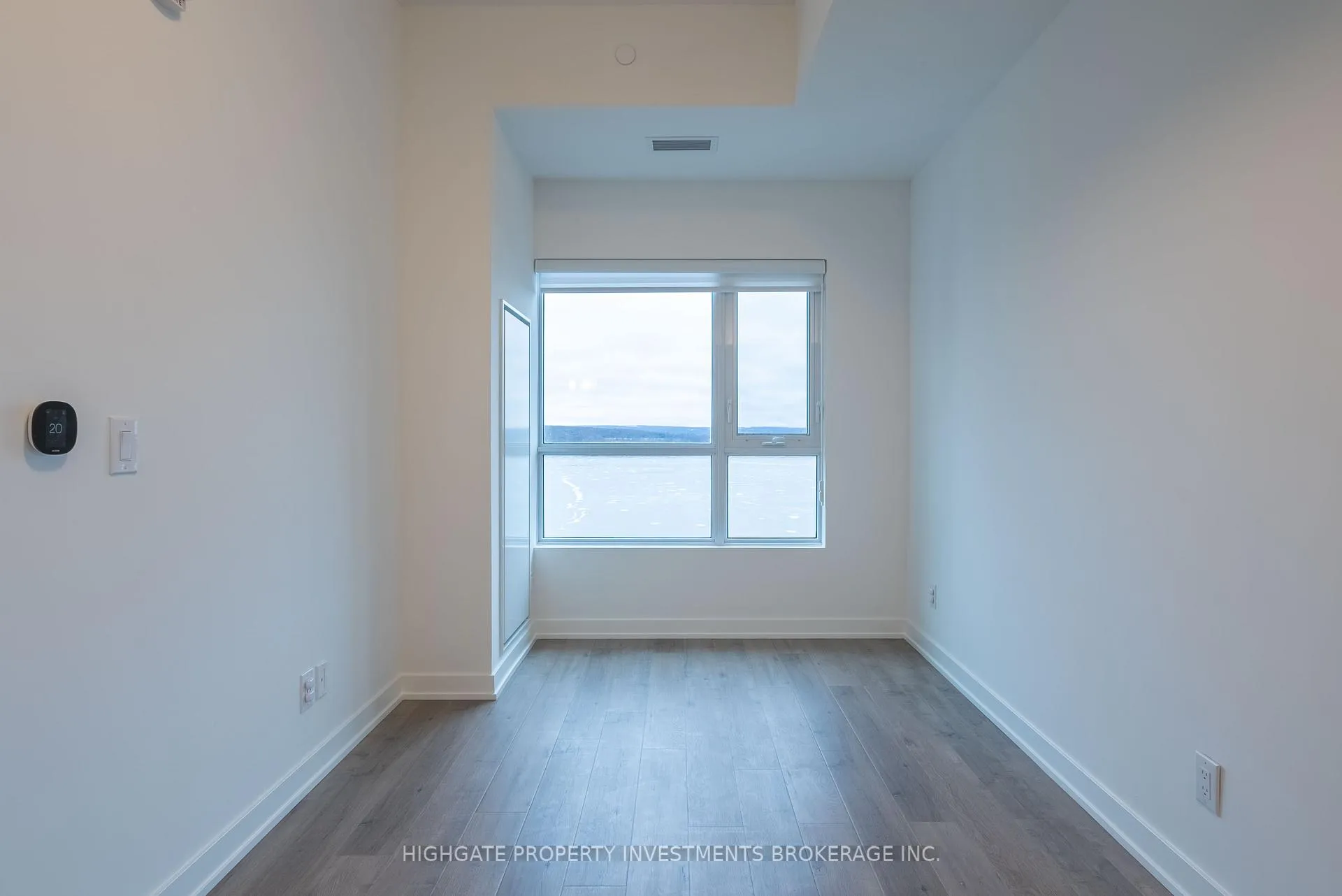 Photo 16 of Unit 1109, 56 Lakeside Terrace, Barrie, Little Lake — HOMEH