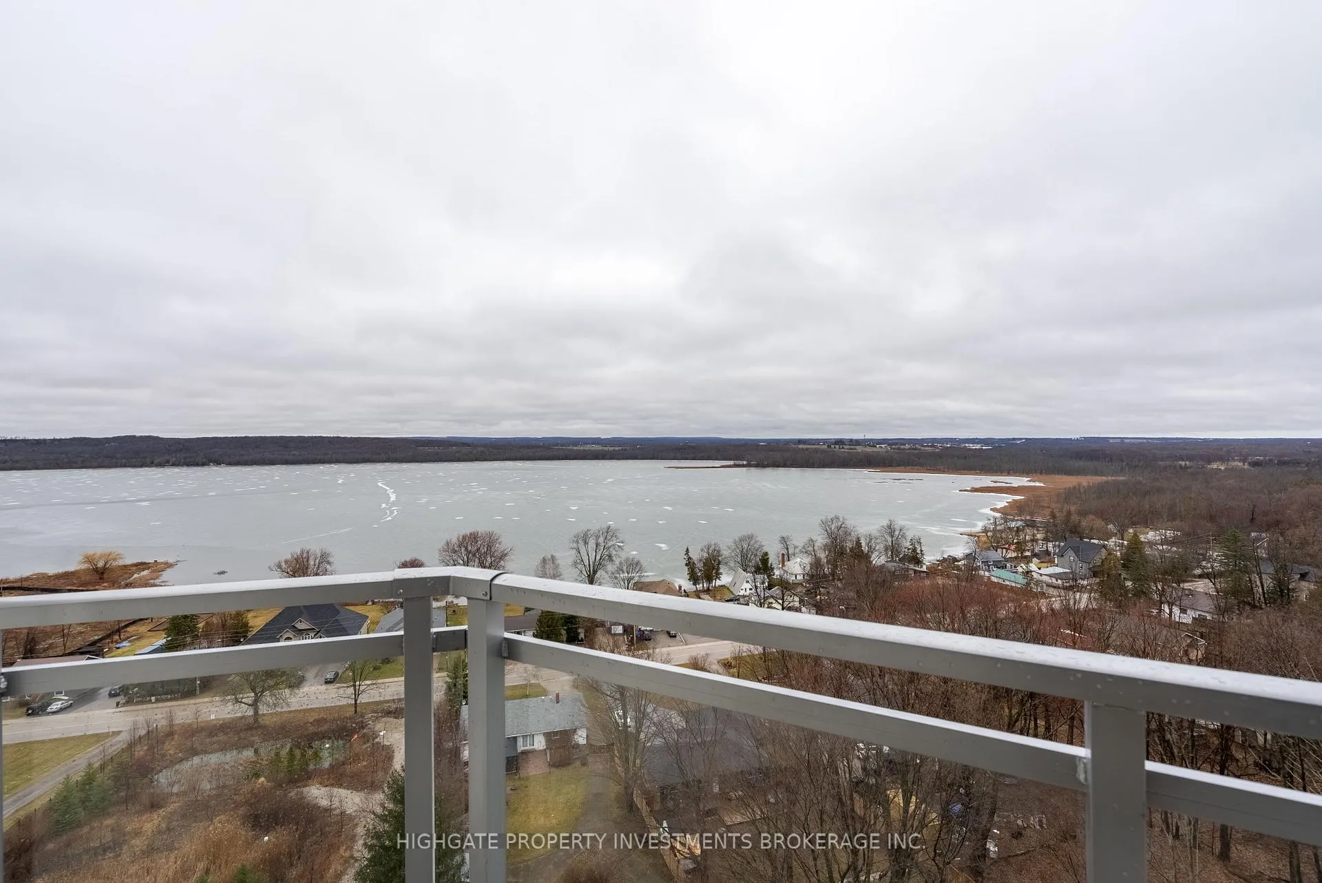 Photo 23 of Unit 1109, 56 Lakeside Terrace, Barrie, Little Lake — HOMEH