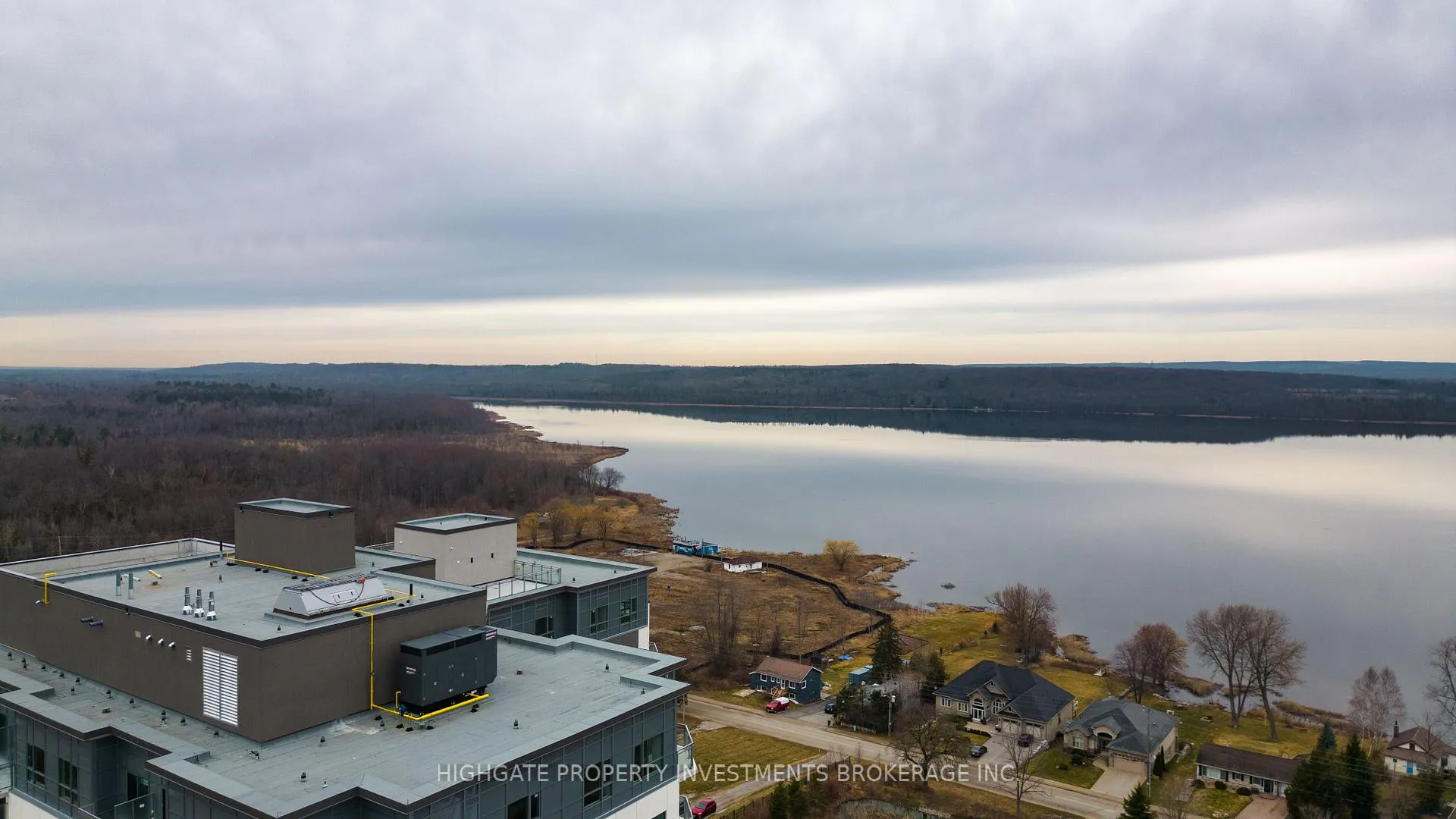 Photo 38 of Unit 1109, 56 Lakeside Terrace, Barrie, Little Lake — HOMEH