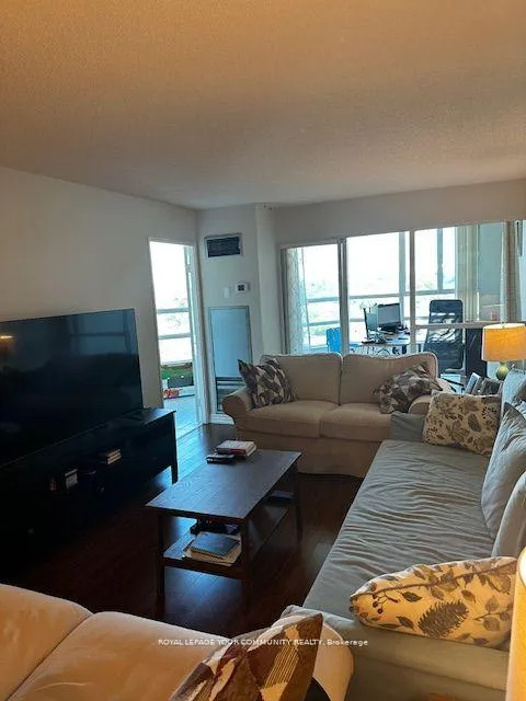 Photo 9 of Unit 1201, 7825 Bayview Avenue, Markham, Aileen-Willowbrook — HOMEH