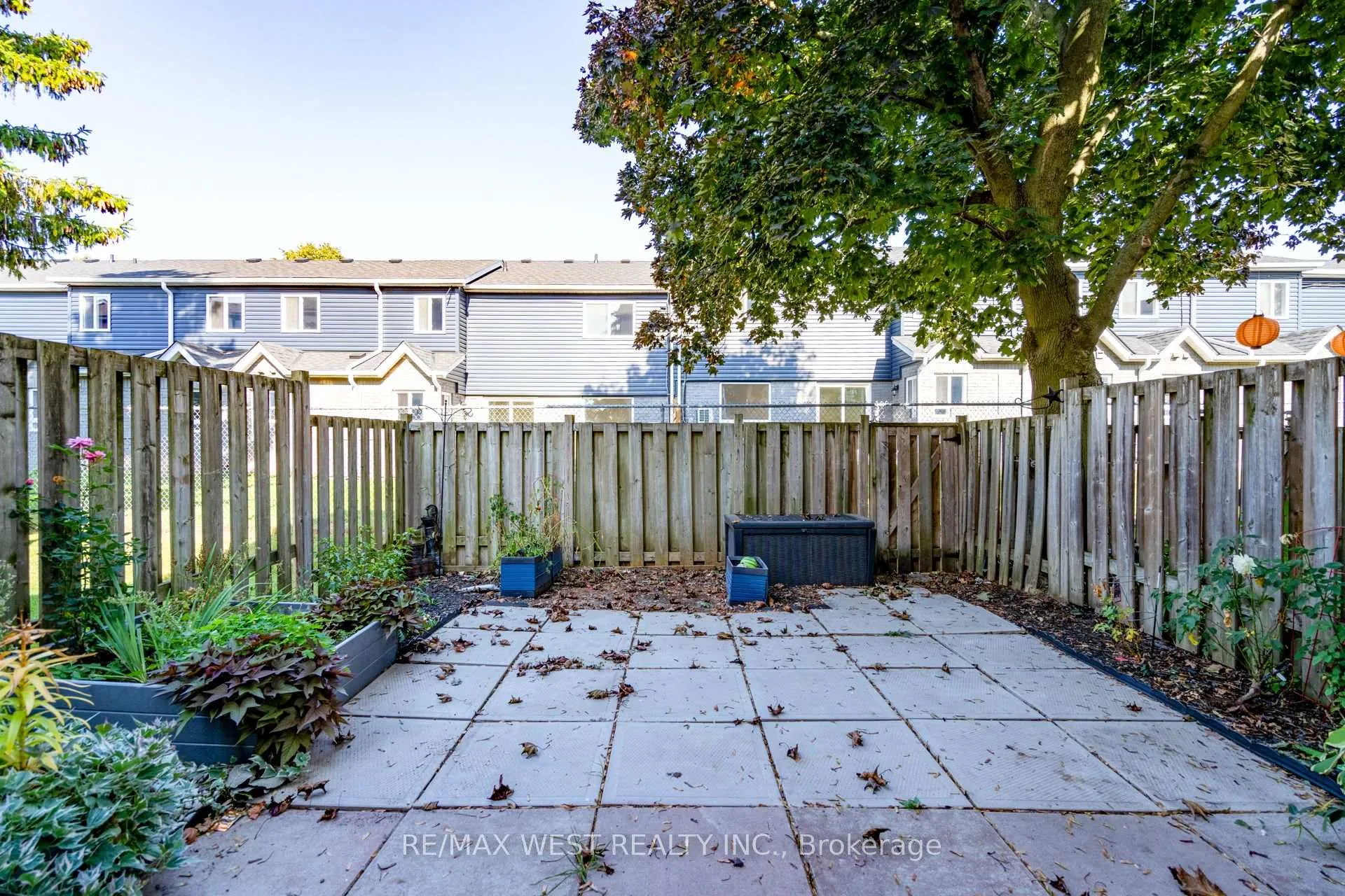 Photo 47 of Unit 20, 220 Ormond Drive, Oshawa, Samac — HOMEH