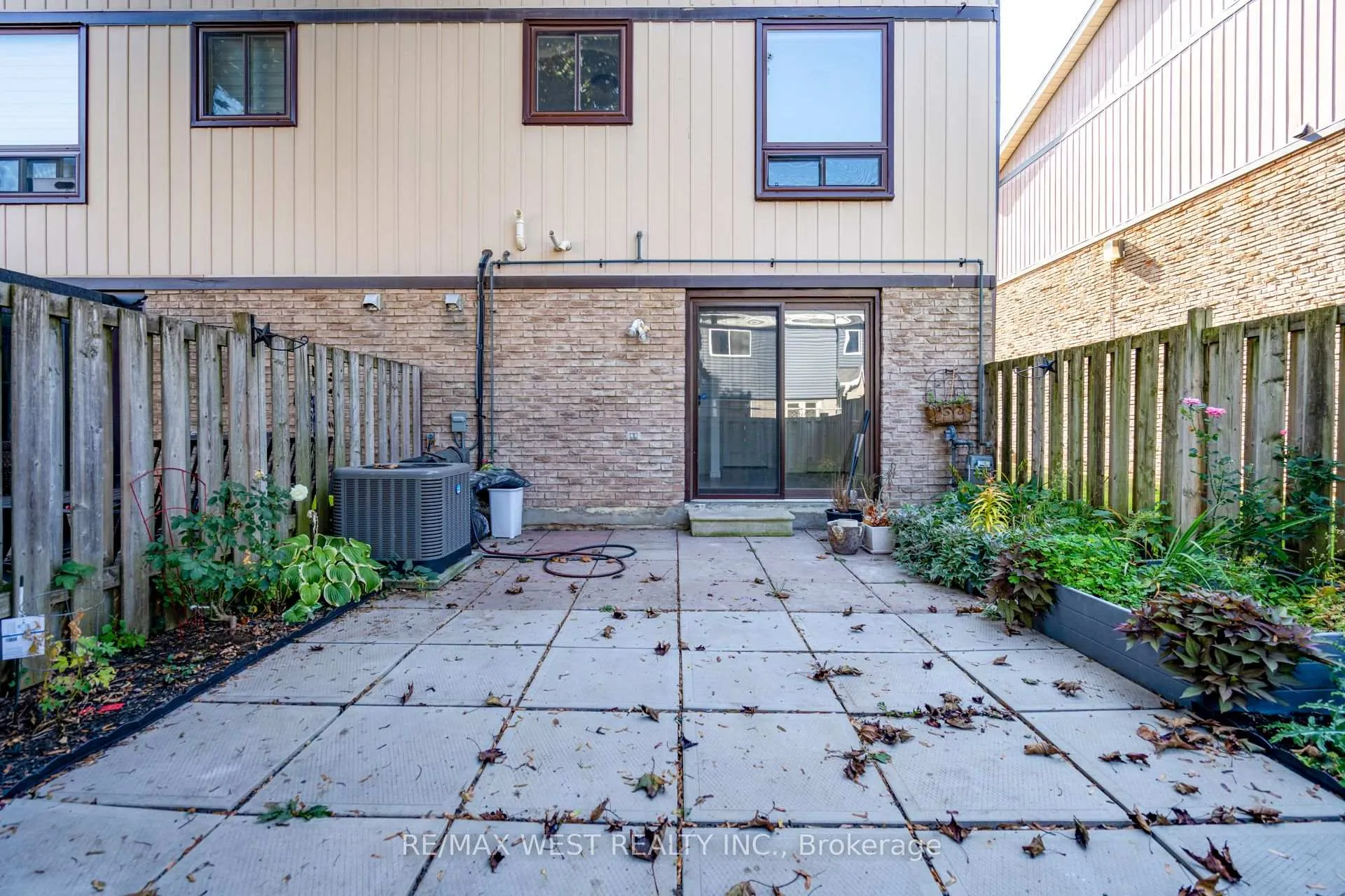 Photo 48 of Unit 20, 220 Ormond Drive, Oshawa, Samac — HOMEH
