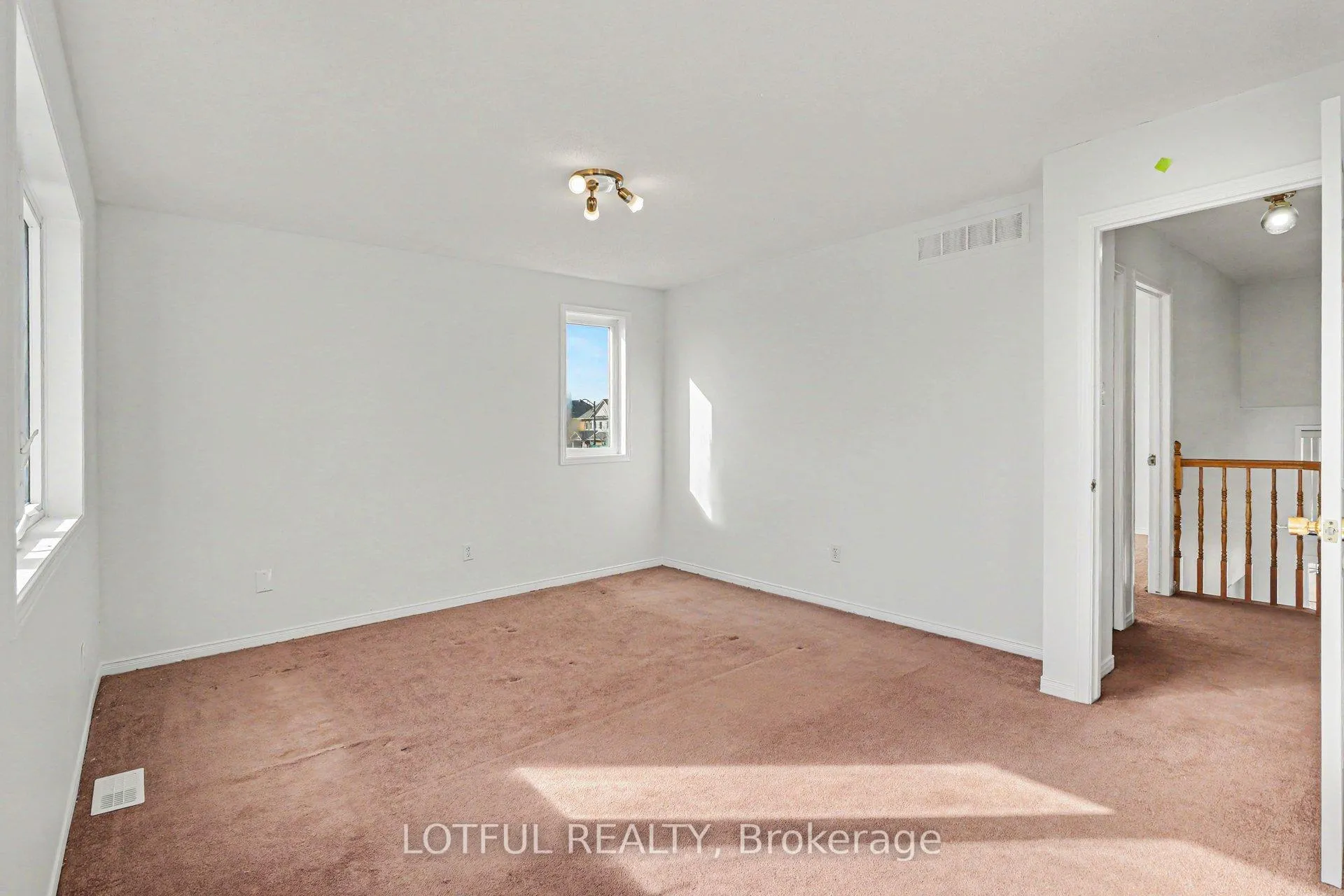 Photo 16 of 2243 Esprit Drive, Ottawa, Avalon East — HOMEH