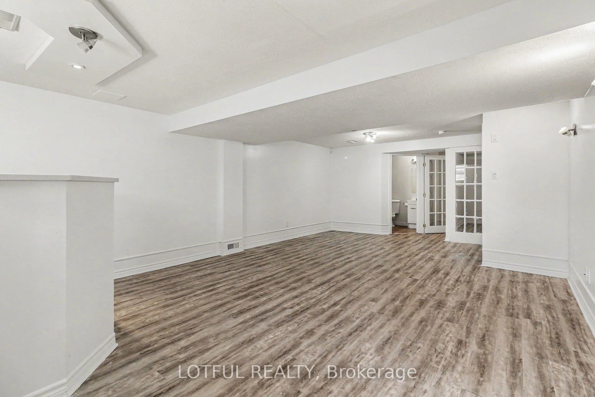 Photo 28 of 2243 Esprit Drive, Ottawa, Avalon East — HOMEH