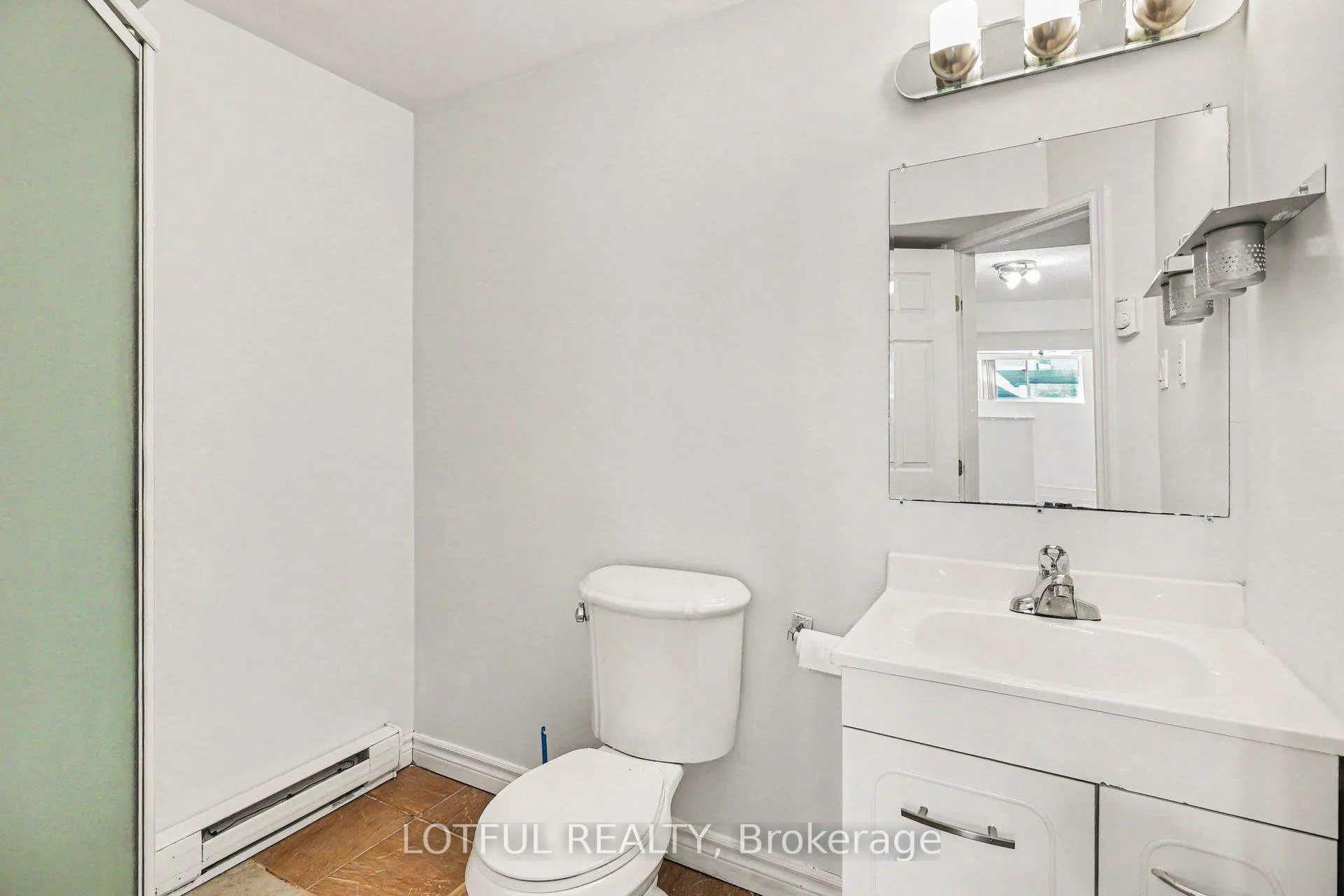 Photo 31 of 2243 Esprit Drive, Ottawa, Avalon East — HOMEH