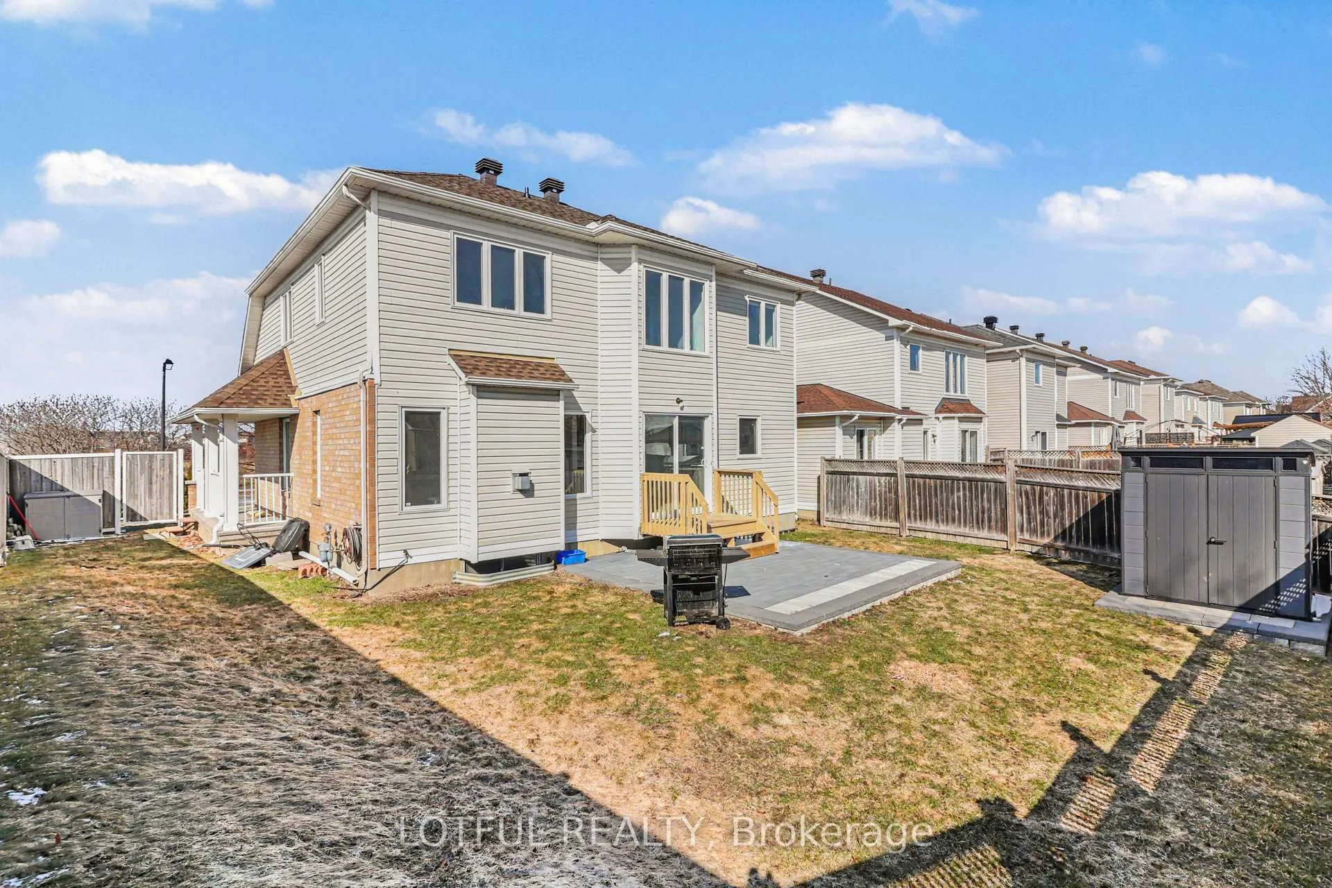 Photo 33 of 2243 Esprit Drive, Ottawa, Avalon East — HOMEH
