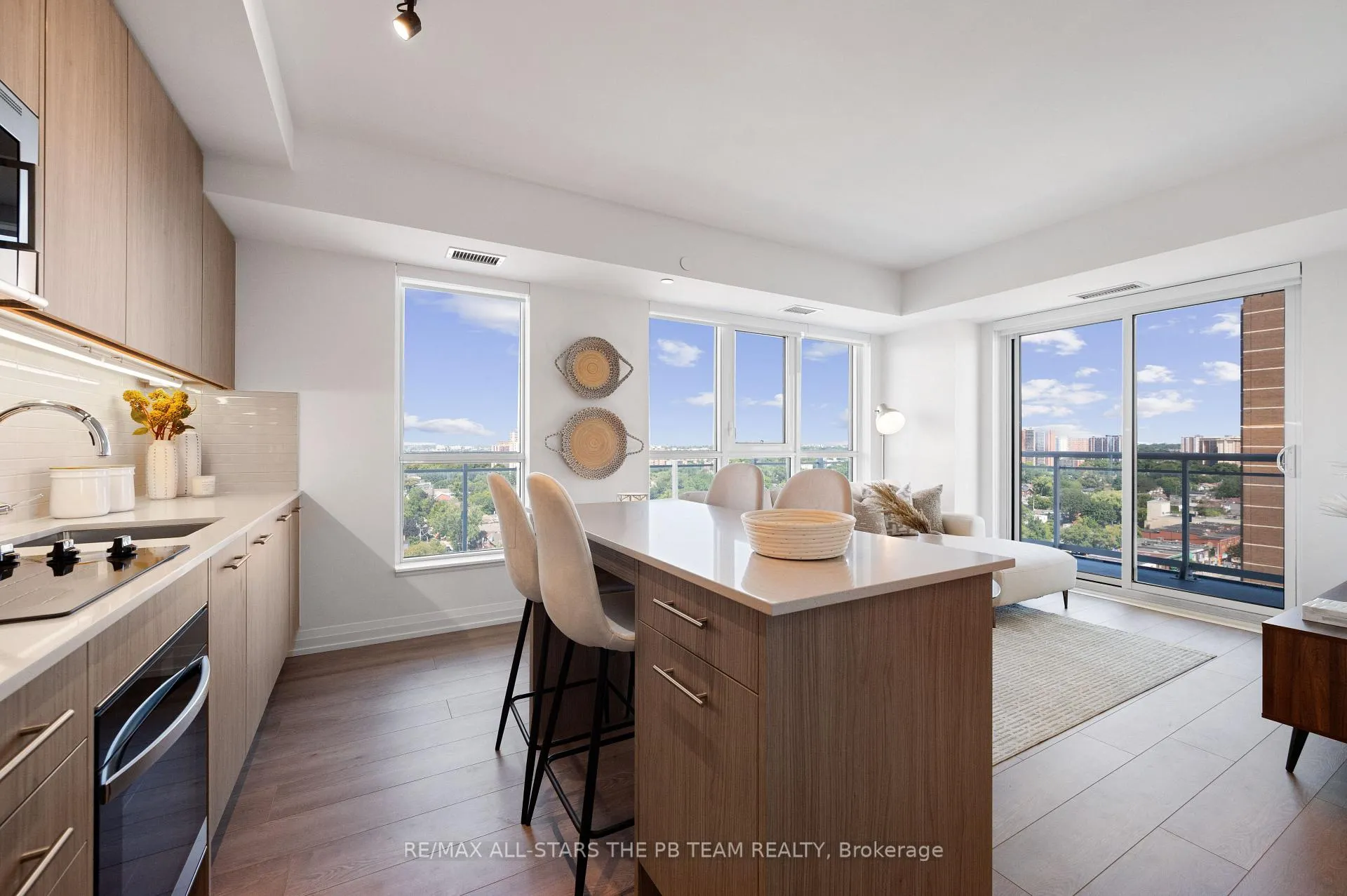 Photo 15 of Unit 1403, 286 Main Street, Toronto, East End-Danforth — HOMEH