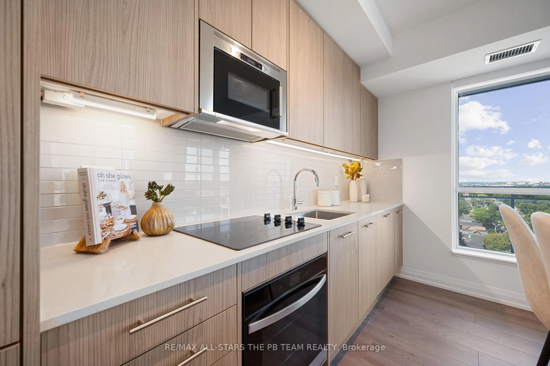 Photo 16 of Unit 1403, 286 Main Street, Toronto, East End-Danforth — HOMEH