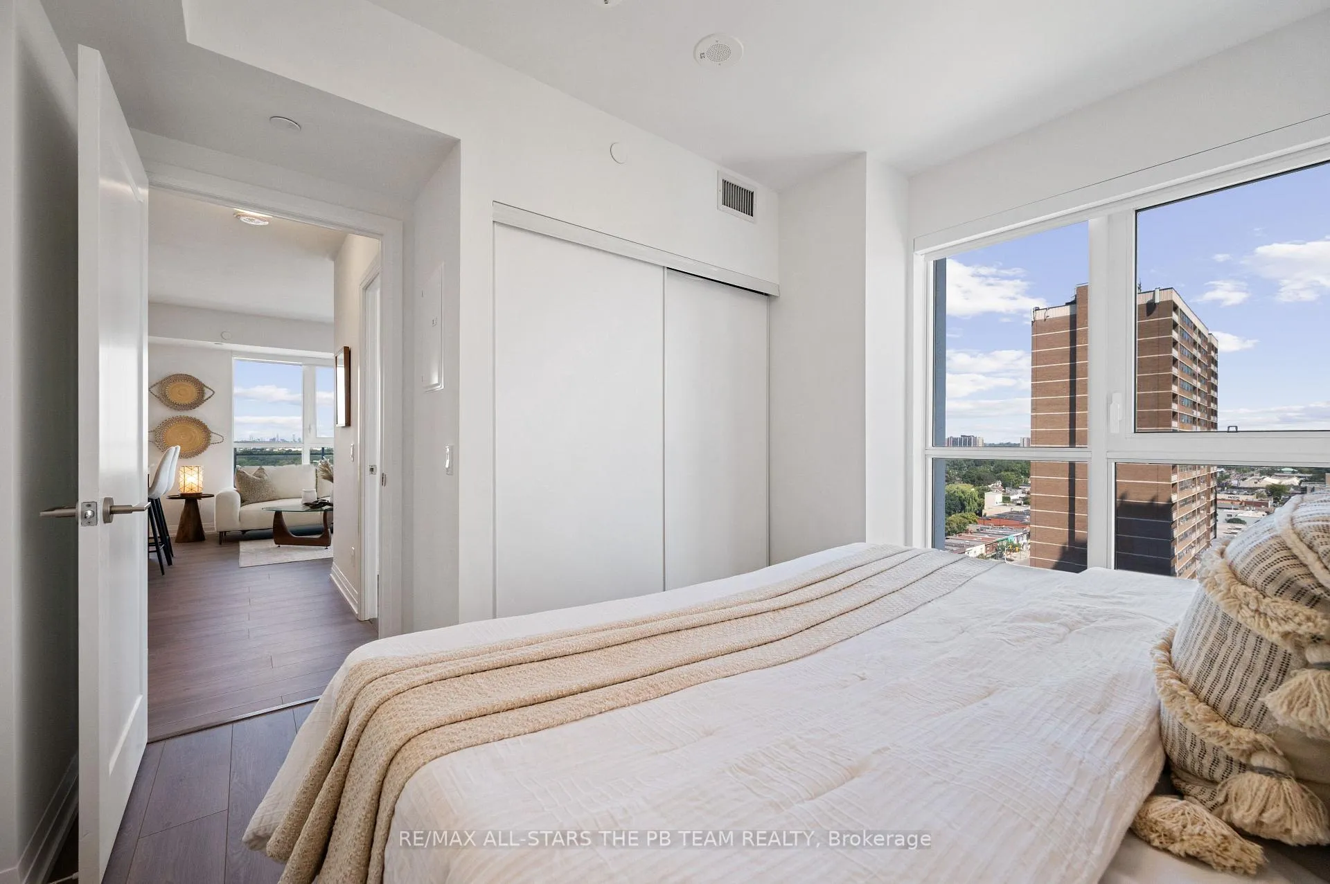 Photo 24 of Unit 1403, 286 Main Street, Toronto, East End-Danforth — HOMEH
