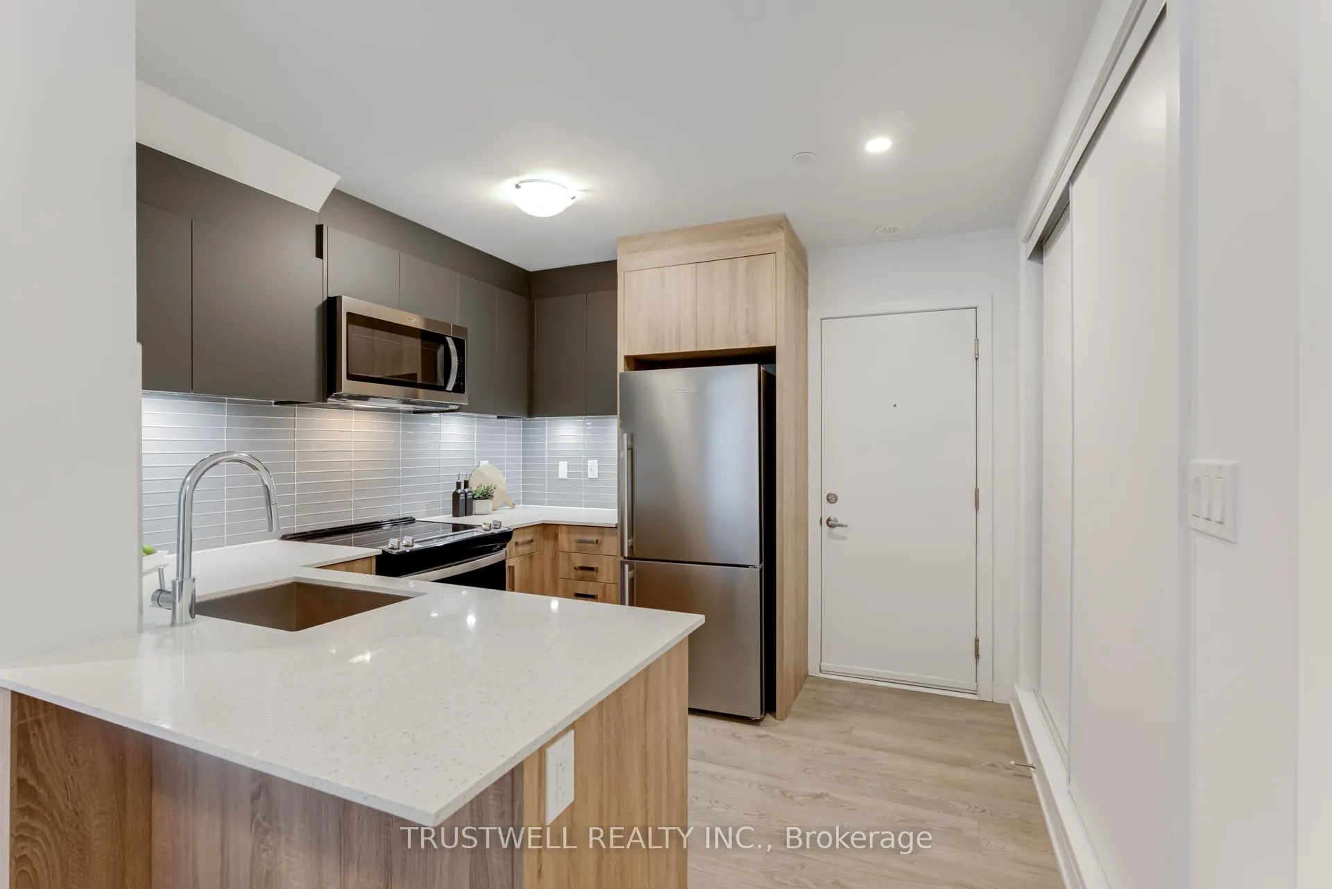 Photo 13 of Unit 13, 88 Turtle Island Road, Toronto, Englemount-Lawrence — HOMEH