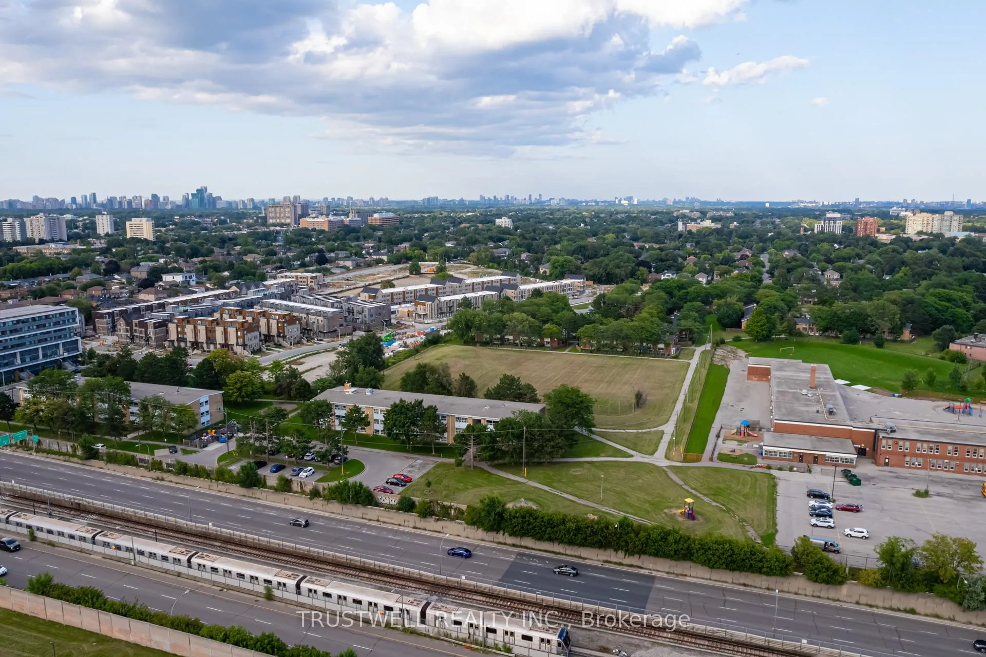 Photo 35 of Unit 13, 88 Turtle Island Road, Toronto, Englemount-Lawrence — HOMEH