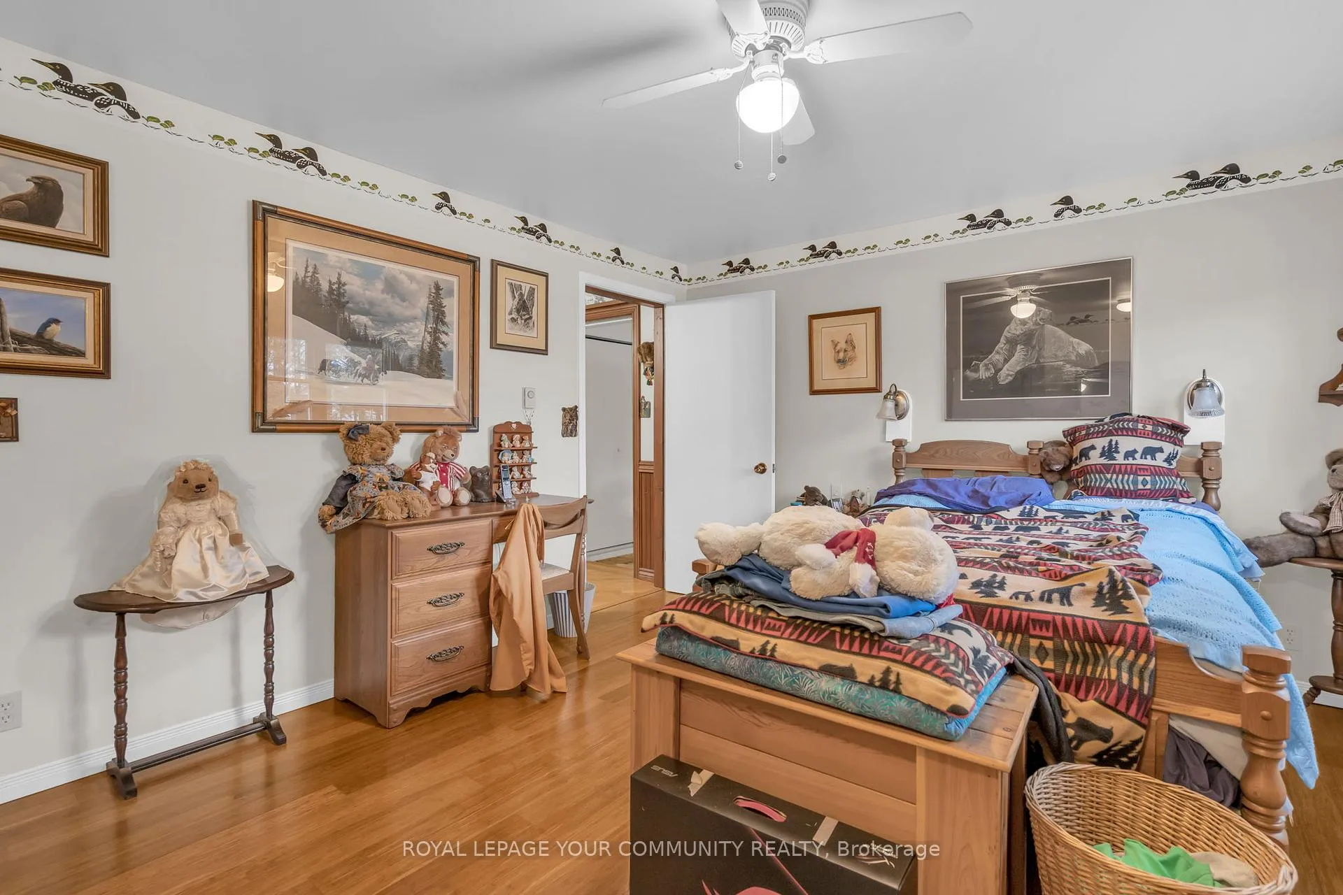 Photo 23 of 696 Catering Road S, Georgina, Baldwin — HOMEH