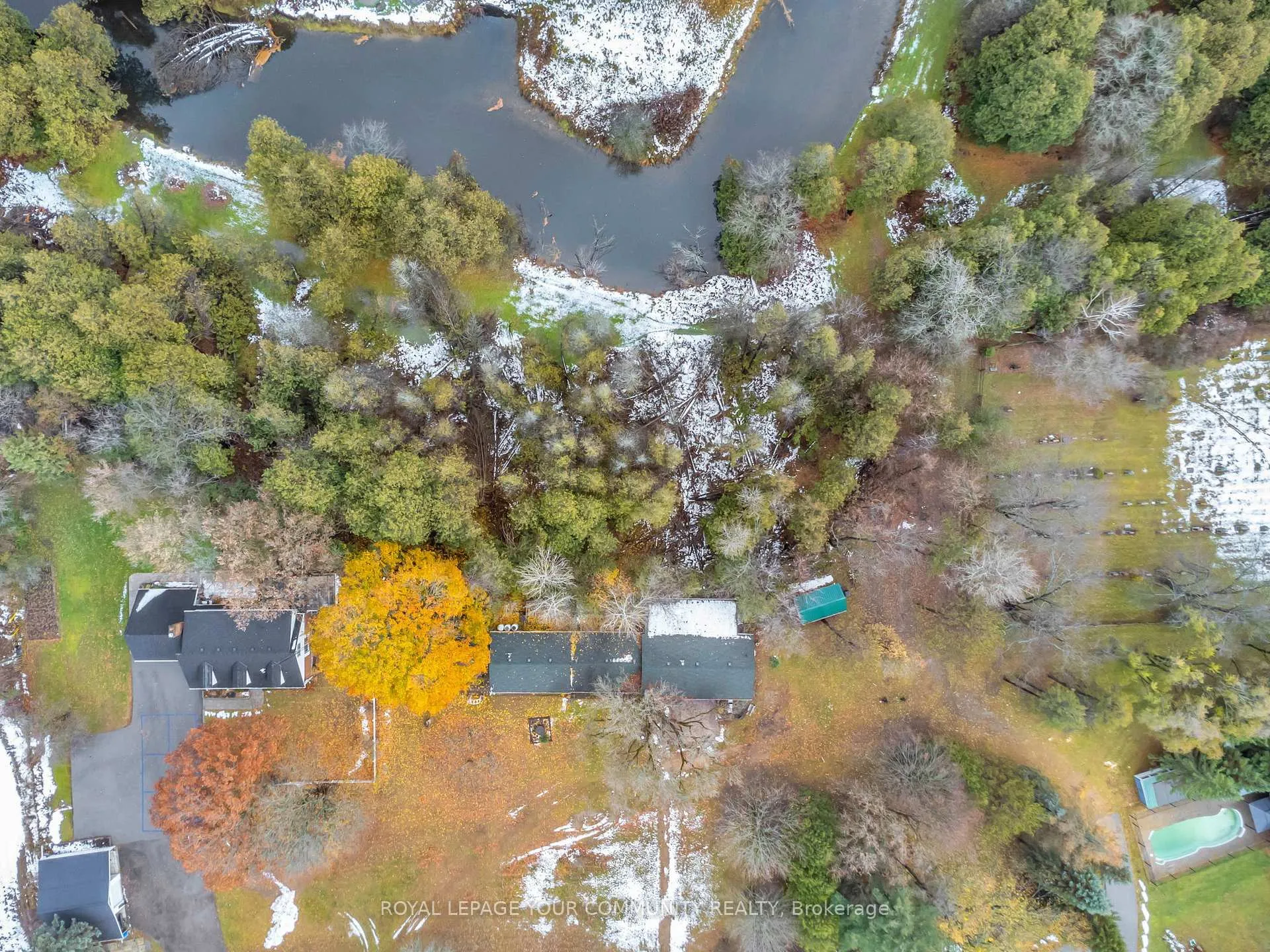 Photo 44 of 696 Catering Road S, Georgina, Baldwin — HOMEH